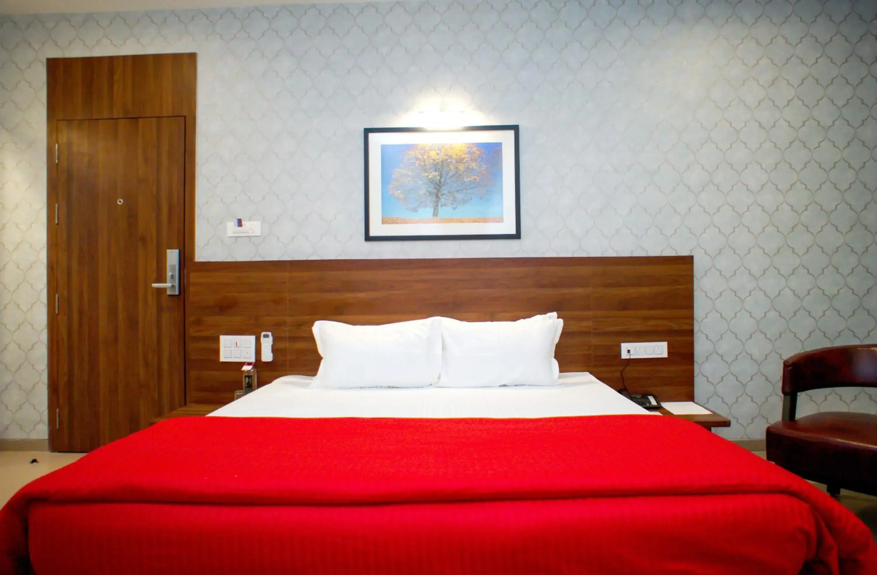 Superior Double Room - single occupancy in Mastiff Hotel Chinchwad by OTHPL Superior Double Room - single occupancy in Mastiff Hotel Chinchwad by OTHPL