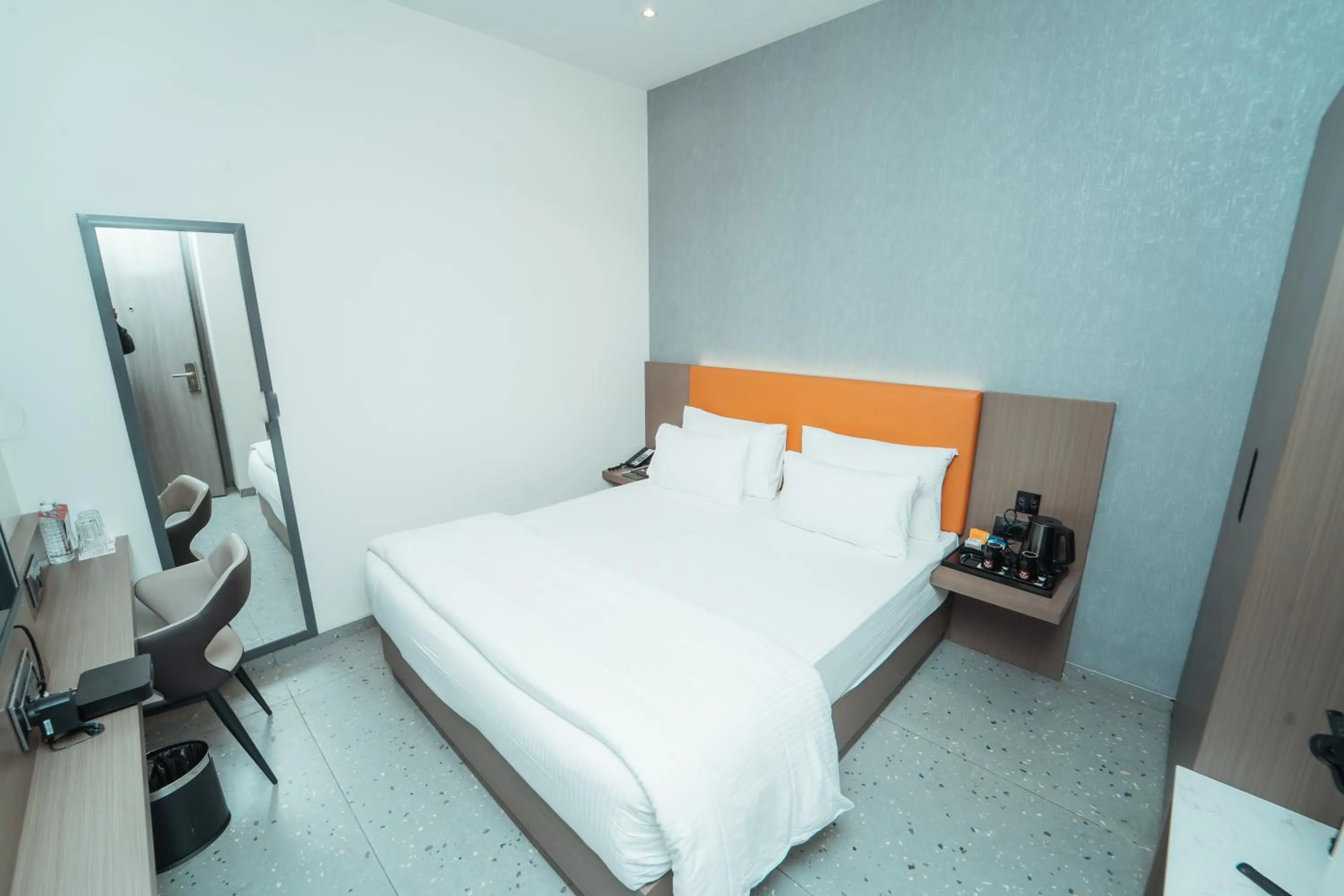 Bed in Mastiff Hotel Chinchwad by OTHPL