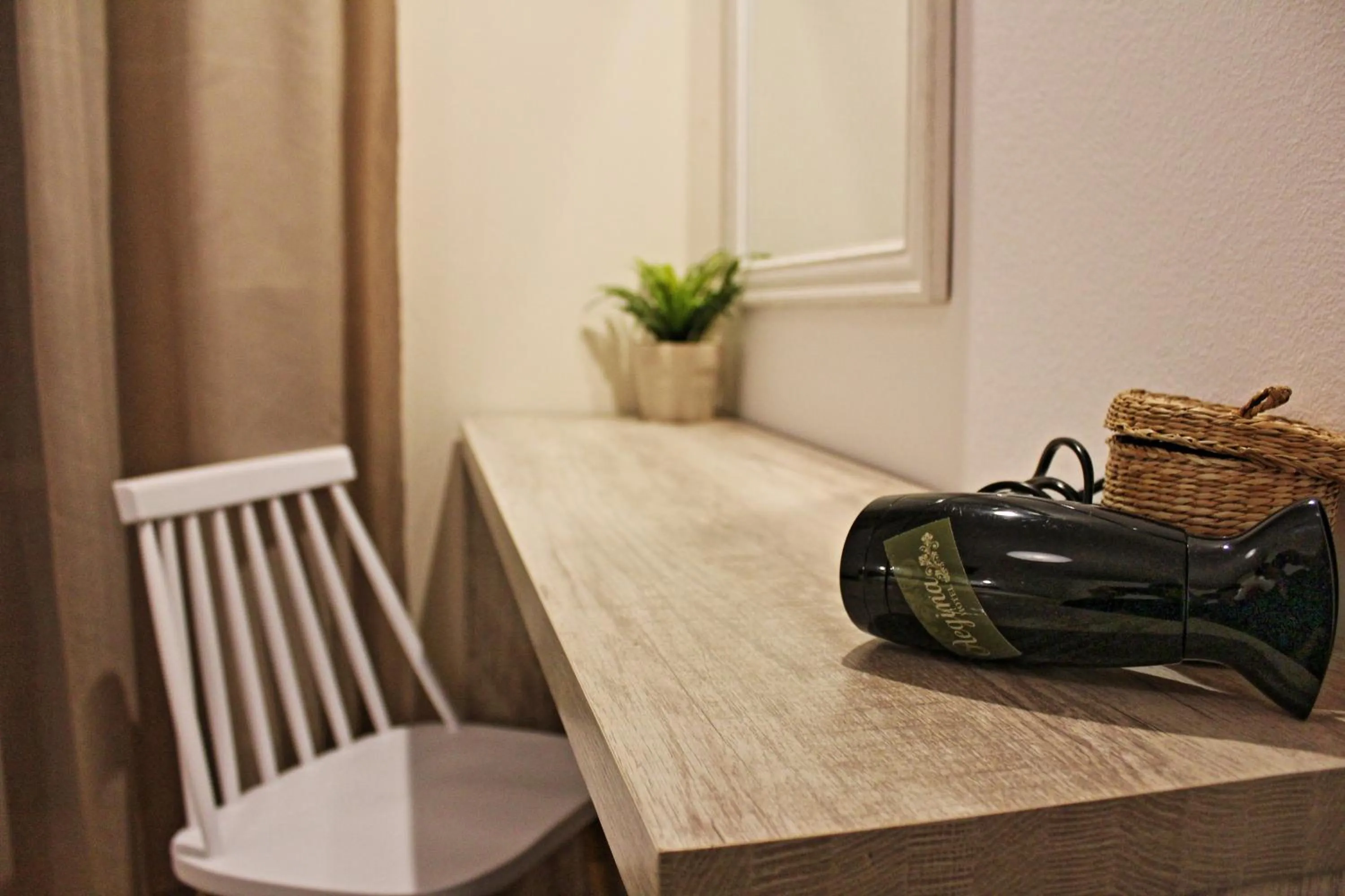 Toilet in Hotel Aegina