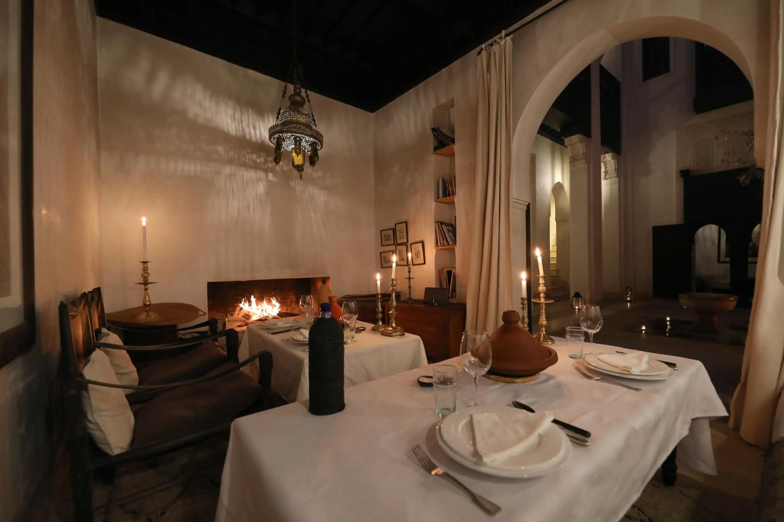 Restaurant/places to eat in Riad Azzouna 13