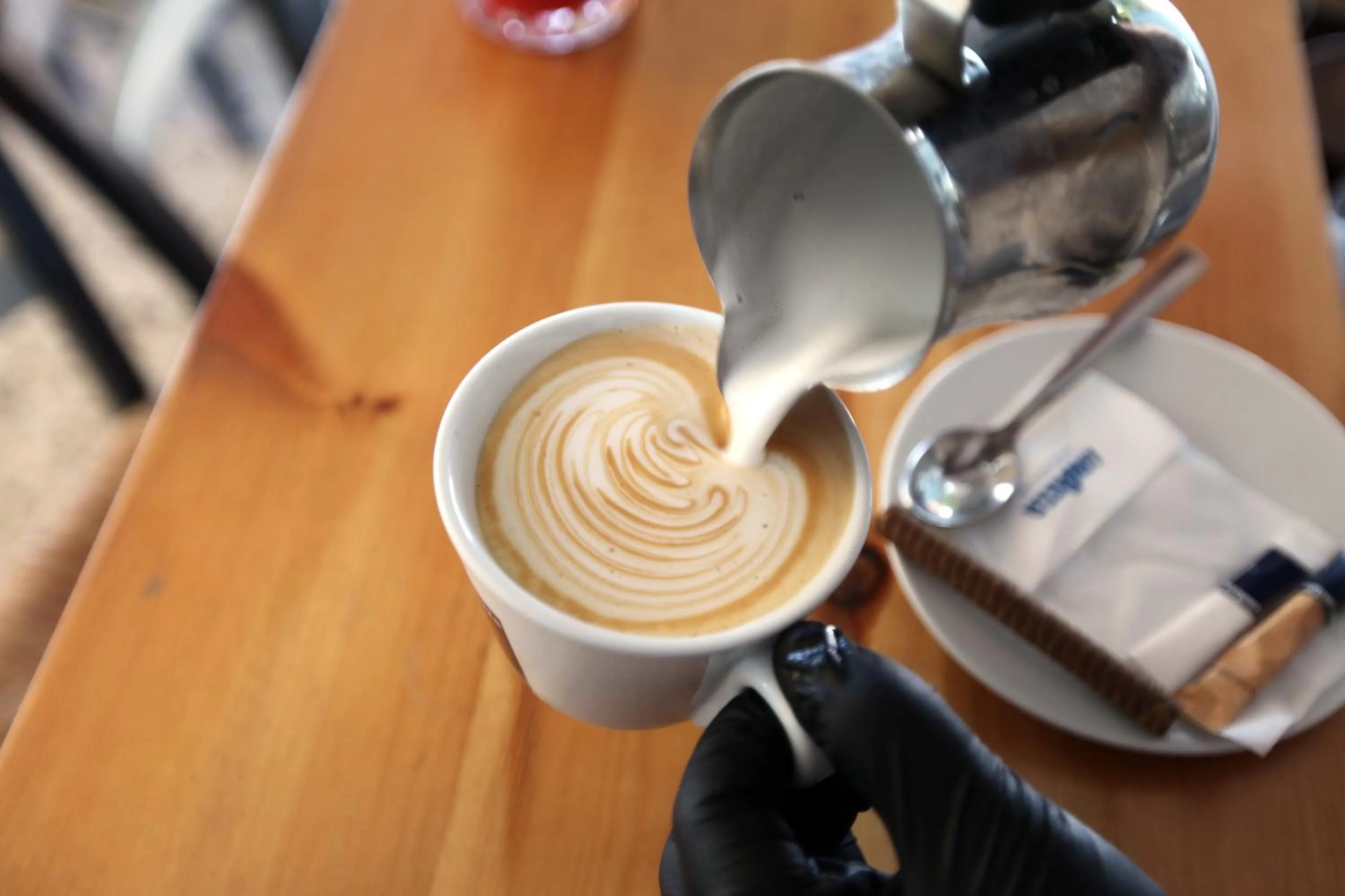 Coffee/tea facilities in Bob's Apartments