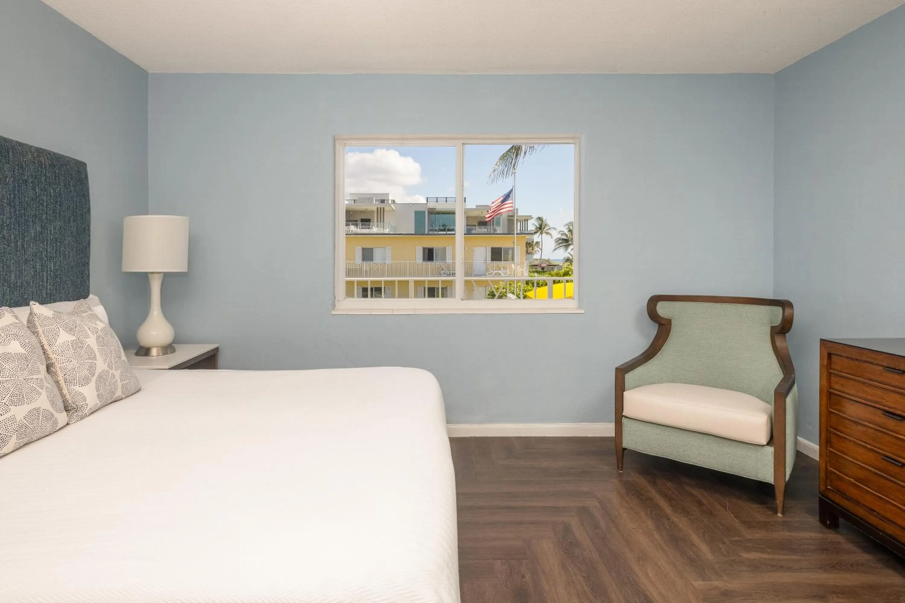 Bedroom, Bed in Delray Breakers on the Ocean
