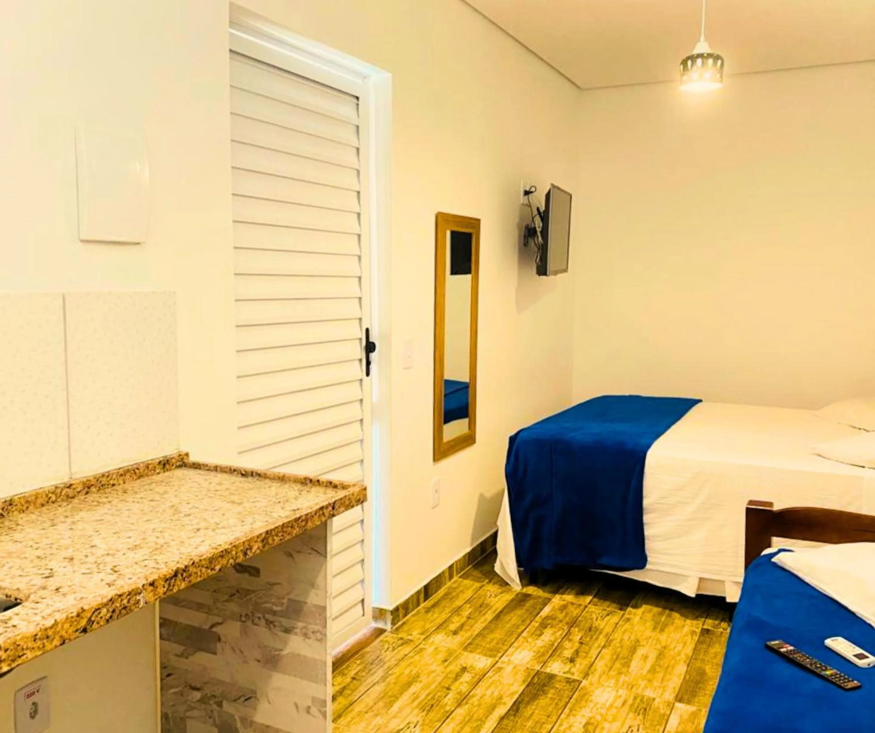 Bed in Pousada Papaya Container