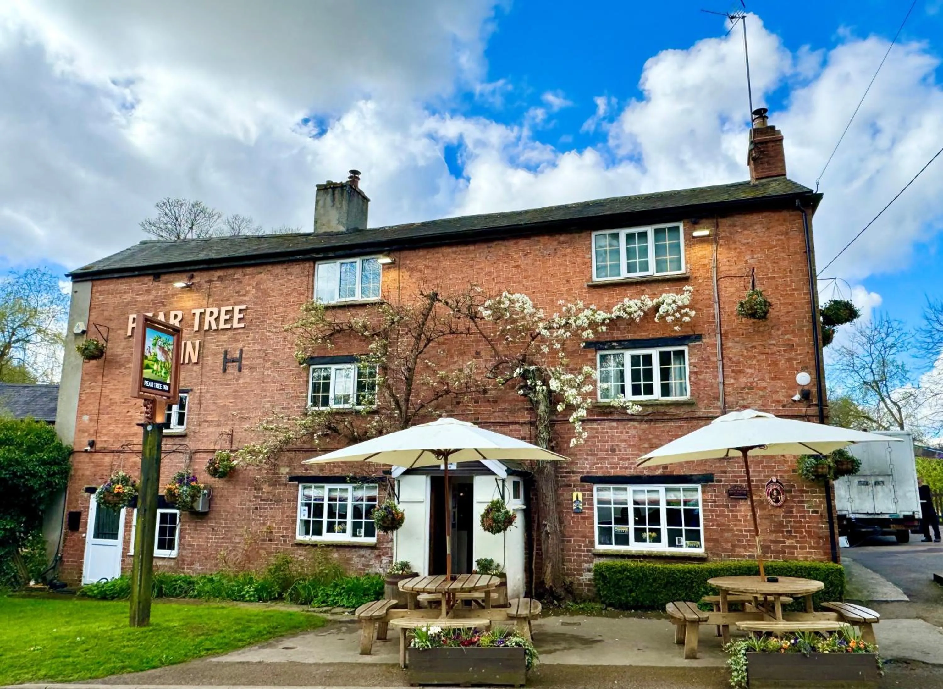 Property building in The Pear Tree