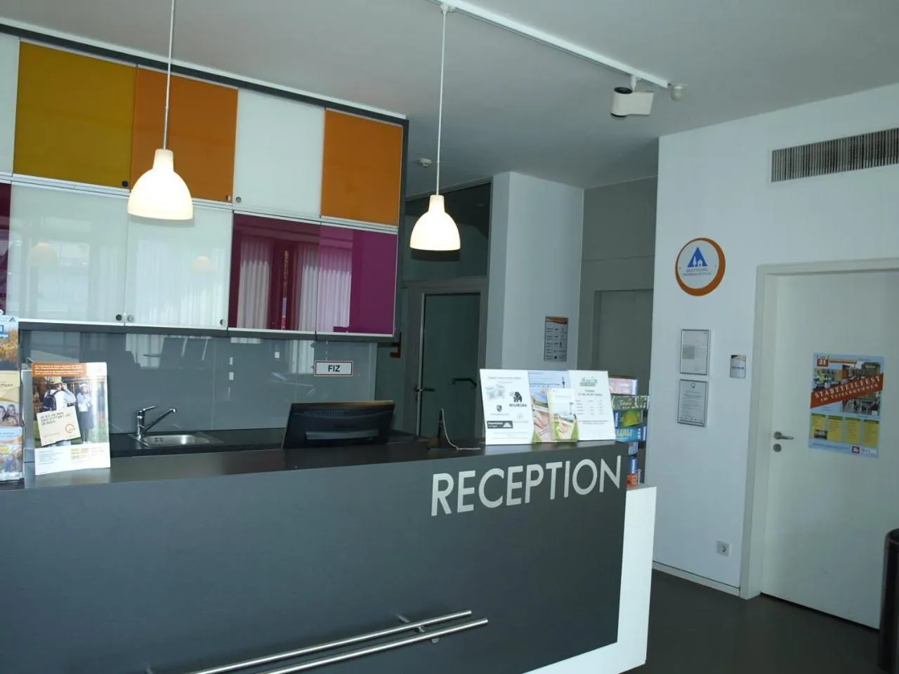 Lobby or reception in Jugendherberge Stuttgart Neckarpark