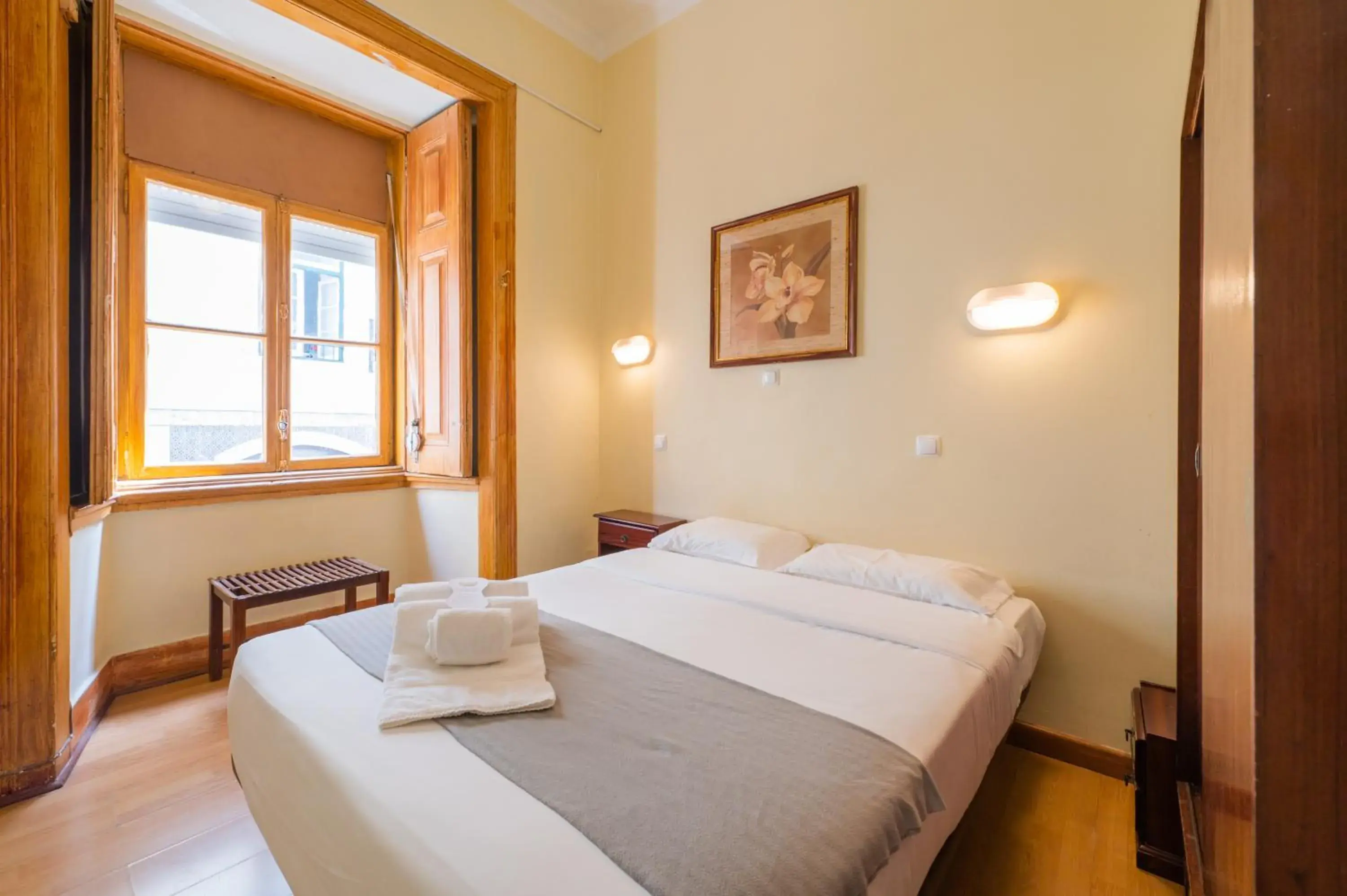 Budget Double Room with Shared Toilet in Norte Guest House Budget Double Room with Shared Toilet in Norte Guest House