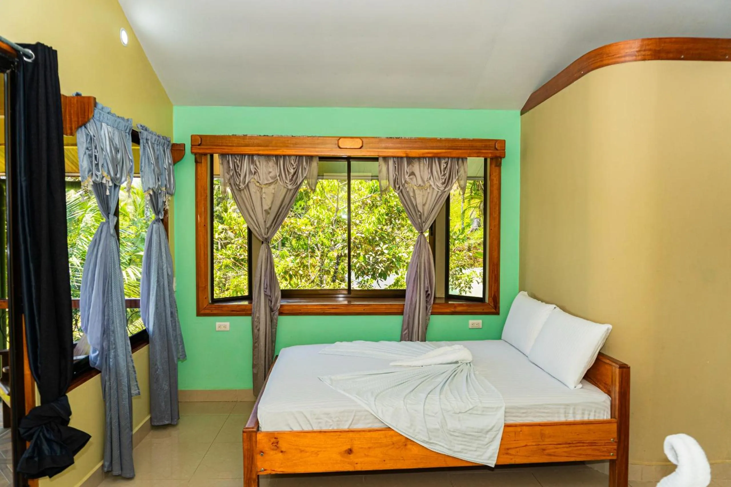 Bed in Hotel Rancho Corcovado