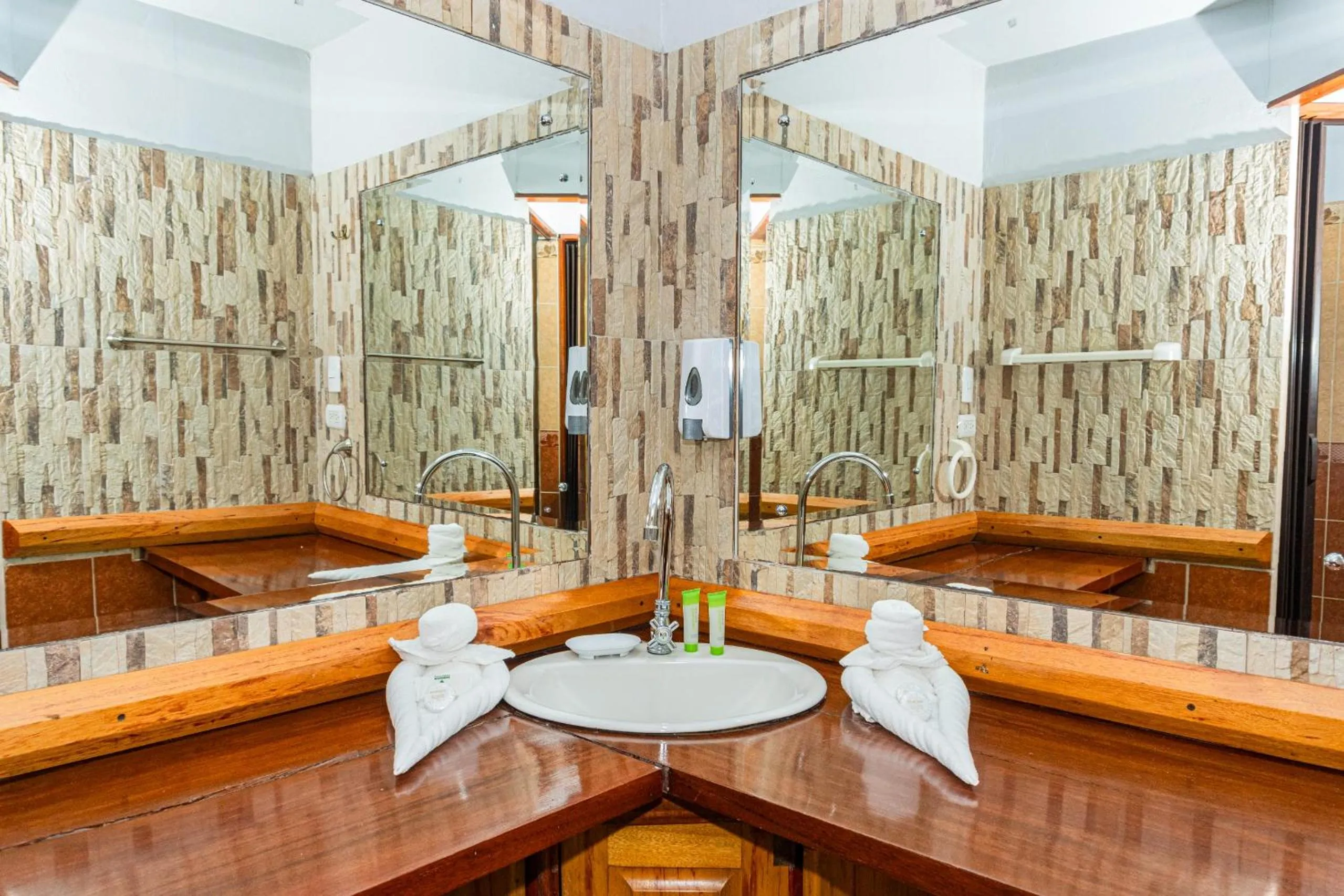 Hotel Rancho Corcovado