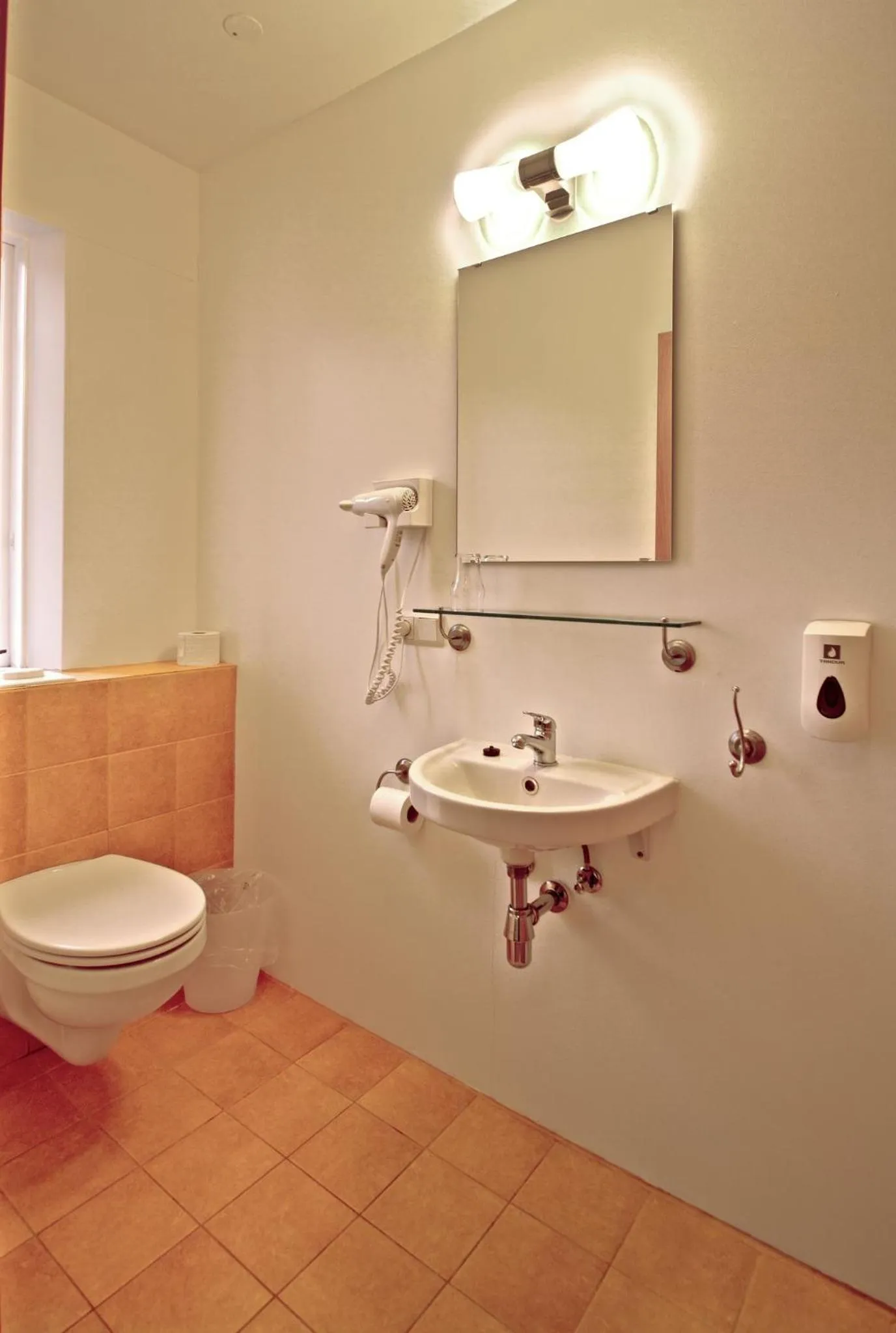 Bathroom in Hotel Post