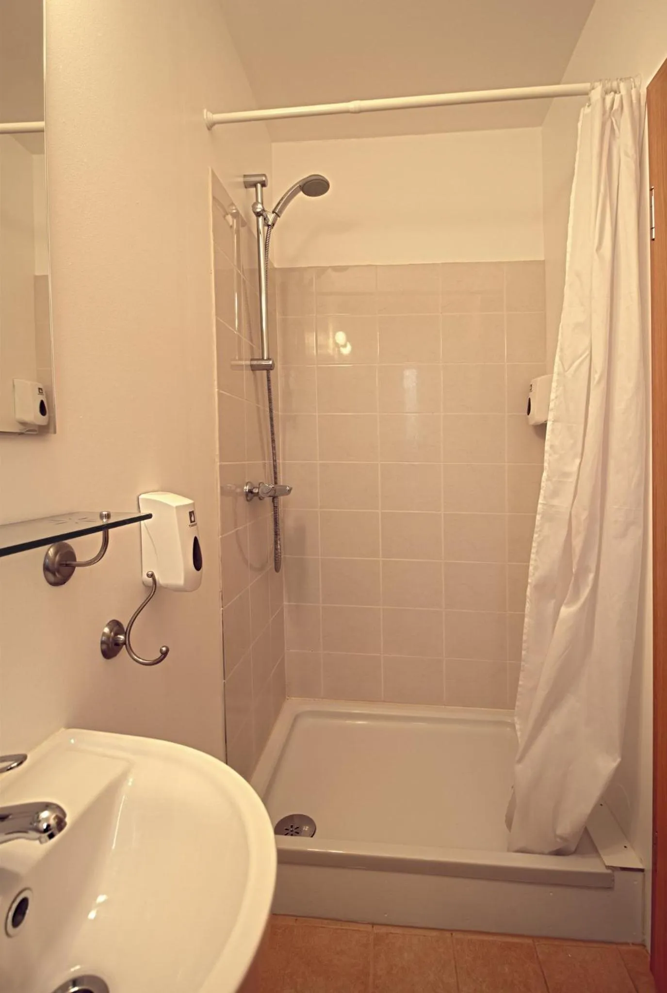 Bathroom in Hotel Post