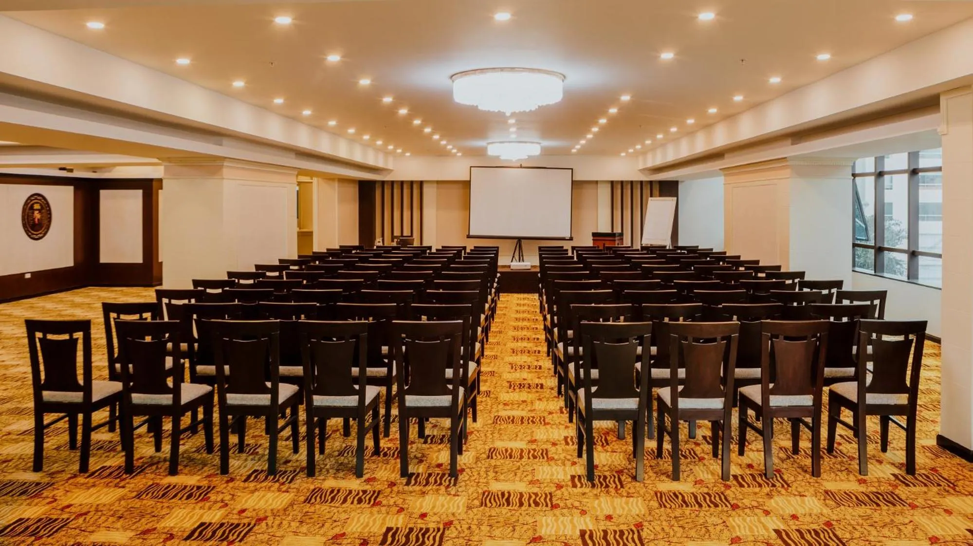 Business facilities in Nobility Grand Hotel