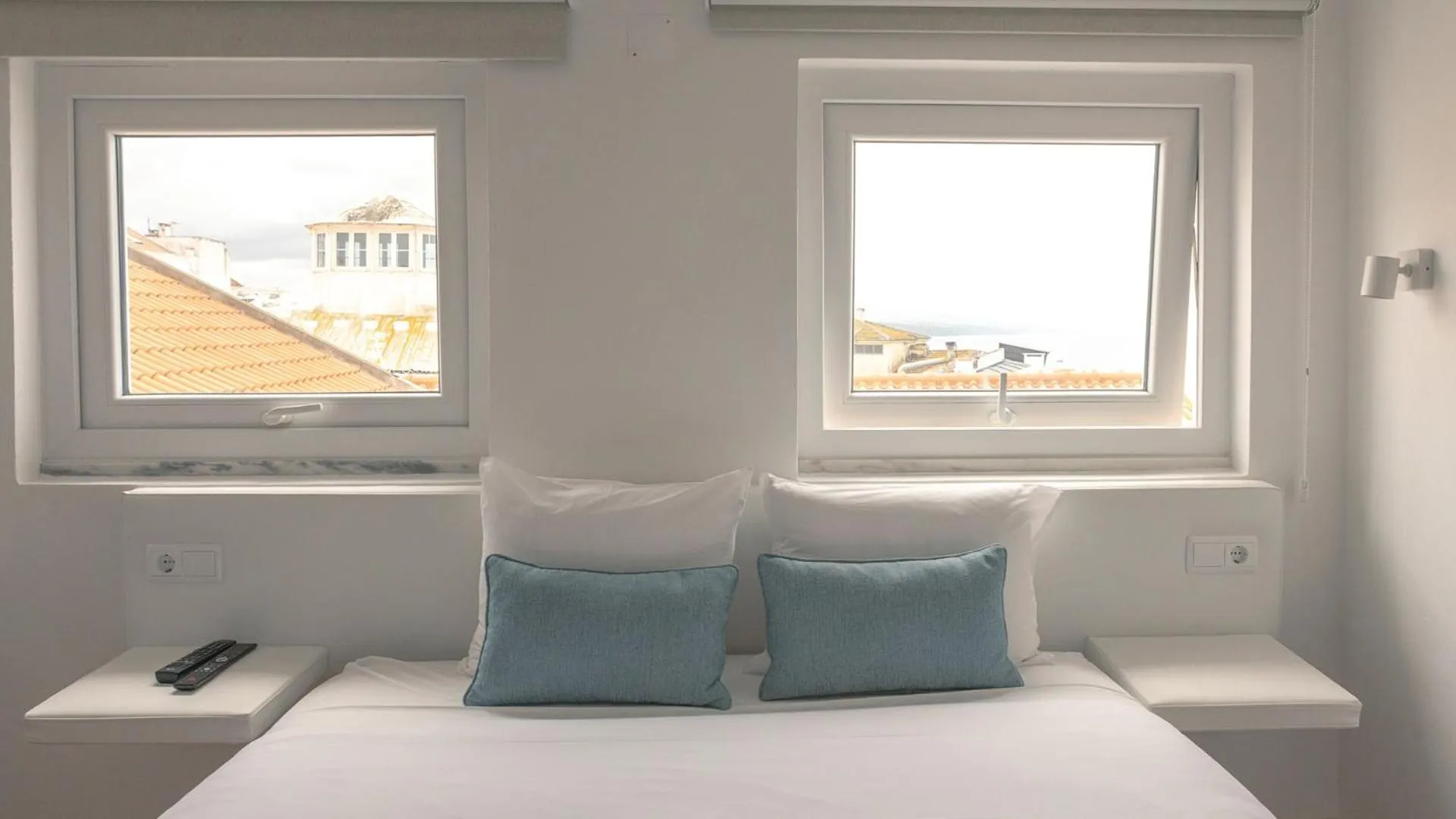 Sea view, Bed in Casa das Aguarelas