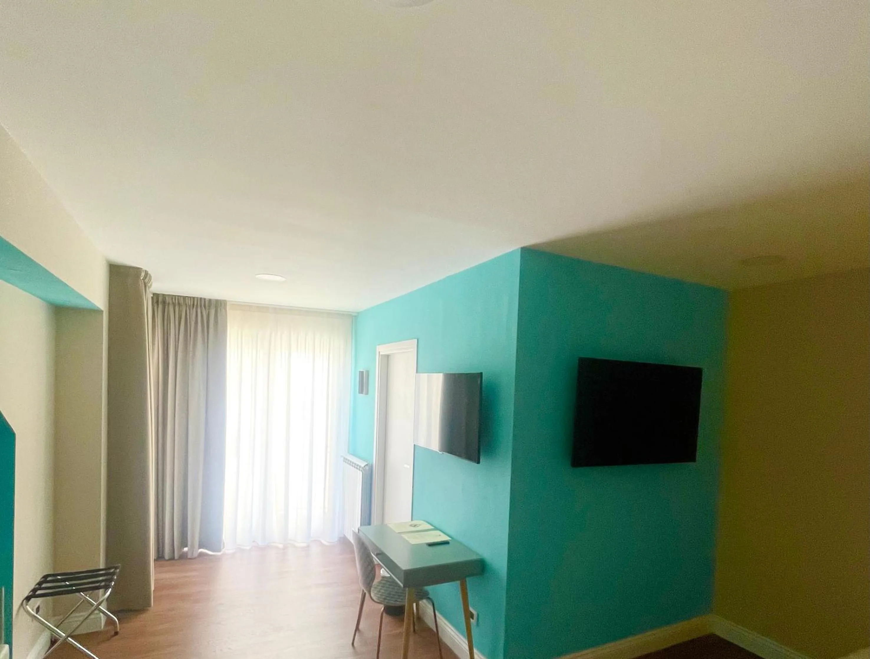 TV and multimedia in Home 146