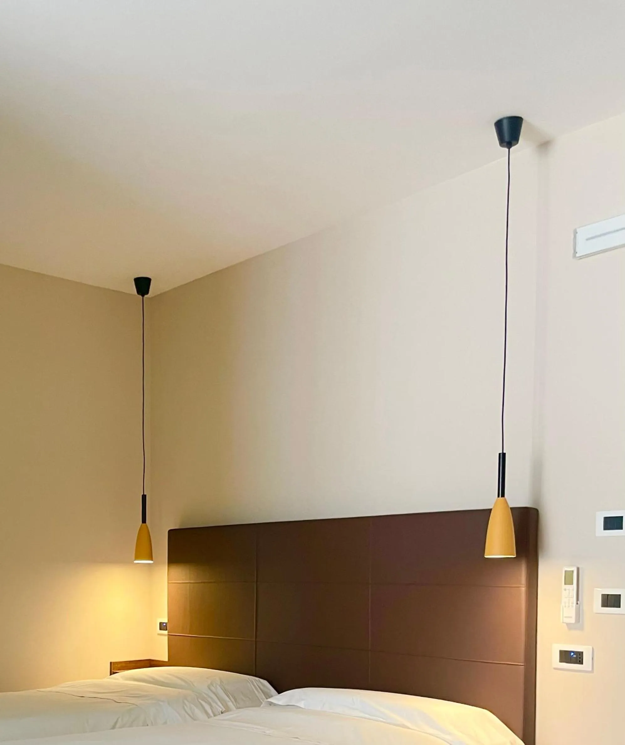 Bedroom, Bed in Home 146