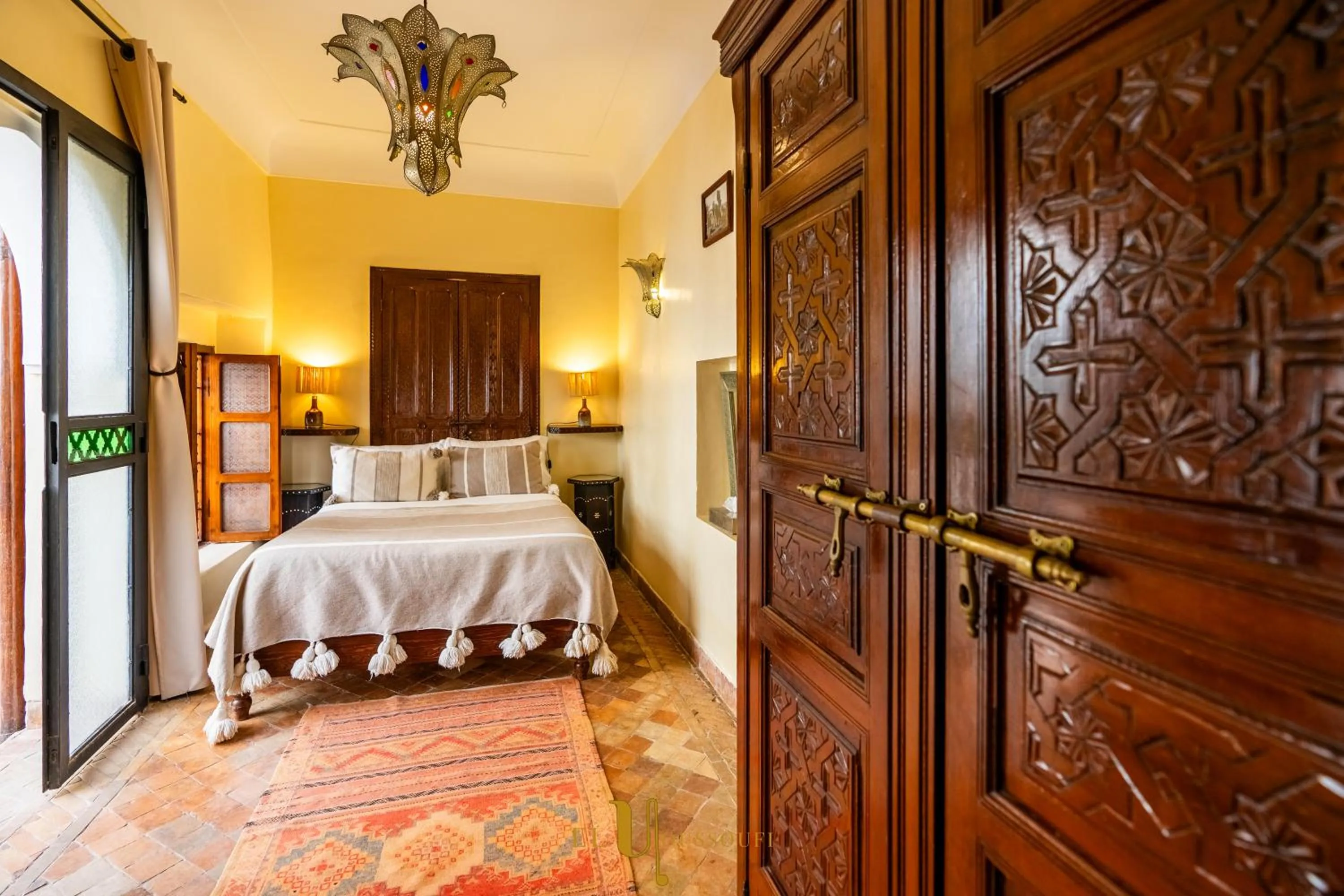 Photo of the whole room, Bed in Riad El Youssoufi