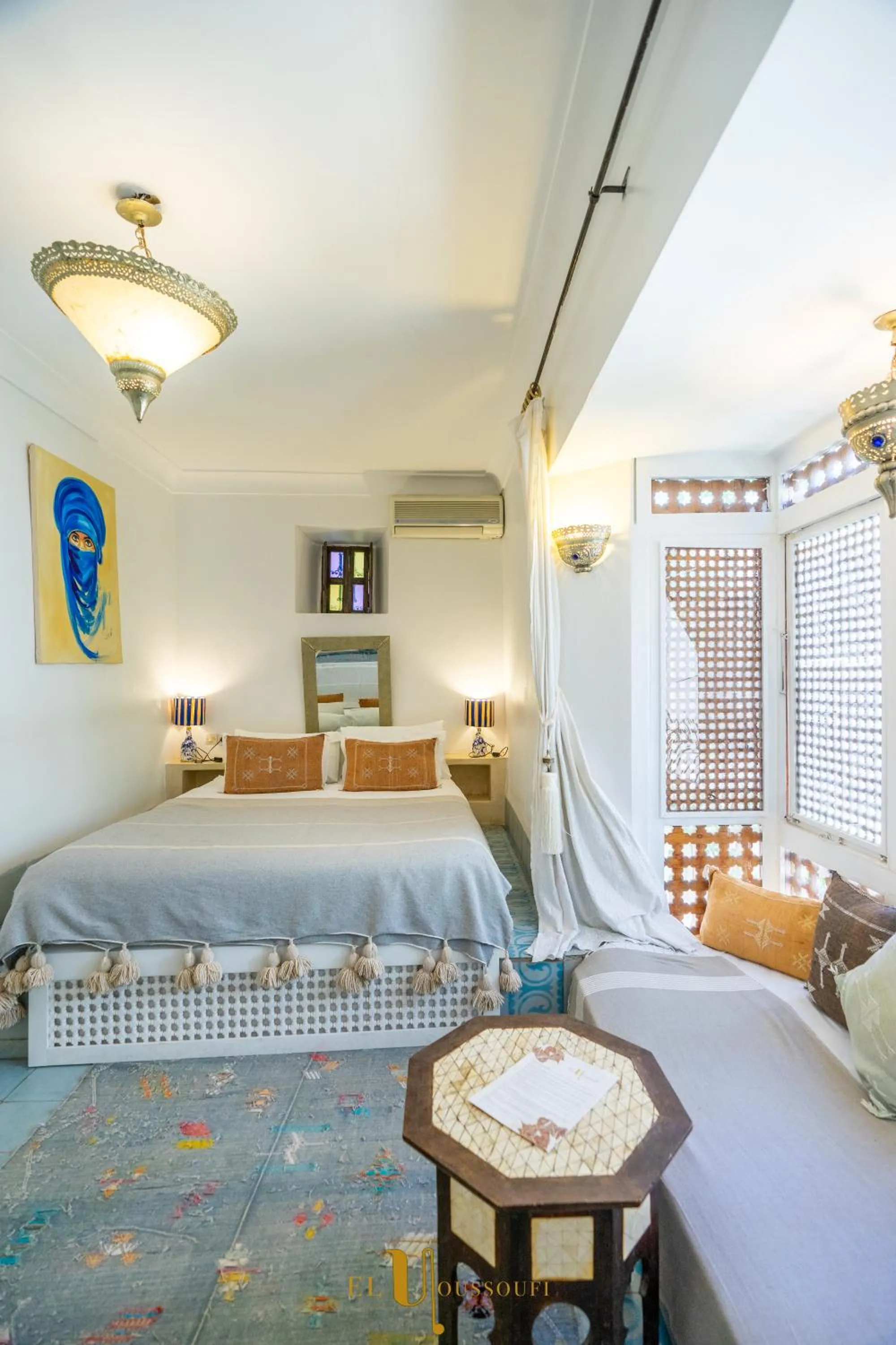 Photo of the whole room, Bed in Riad El Youssoufi