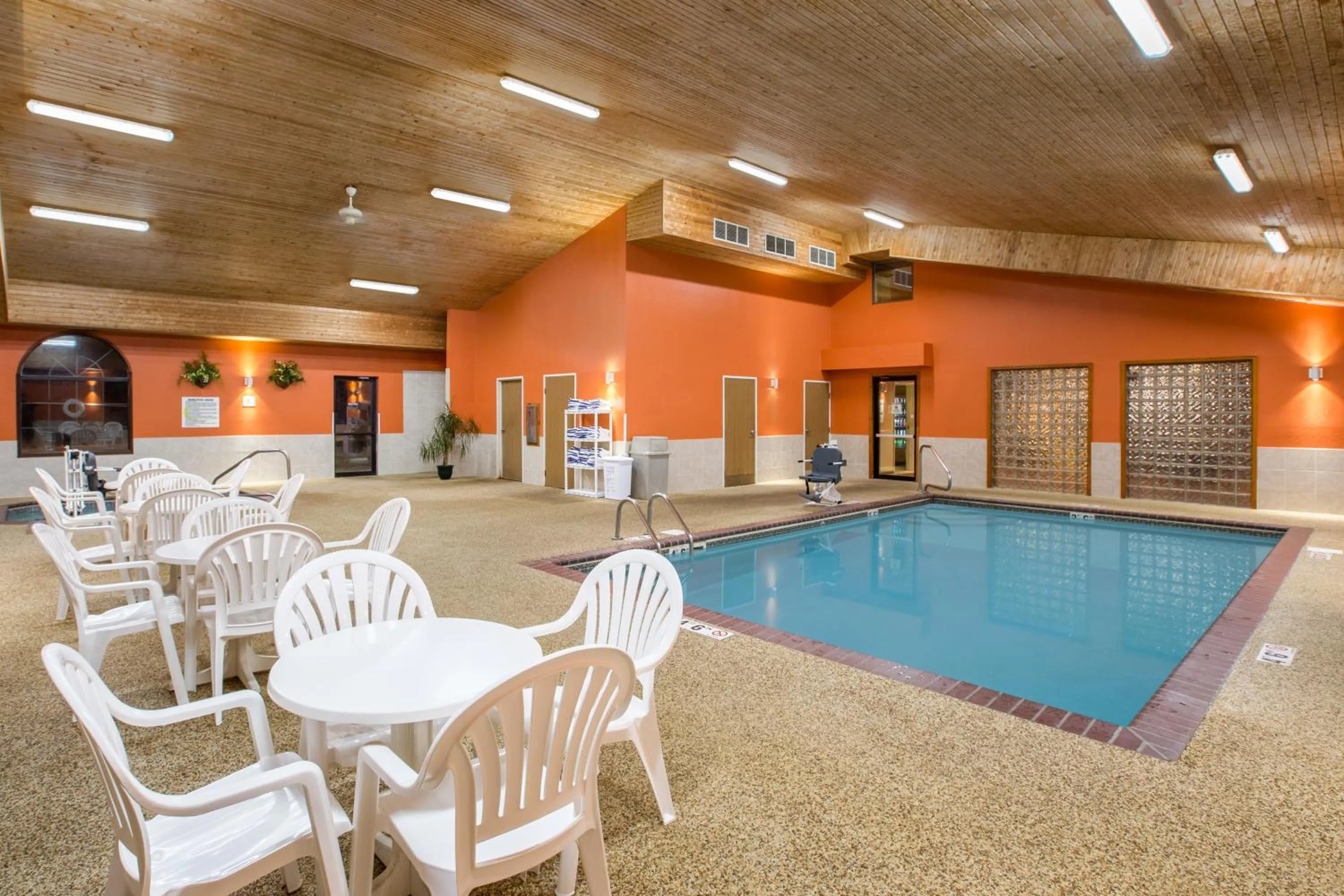 Swimming pool in Super 8 by Wyndham Brookings