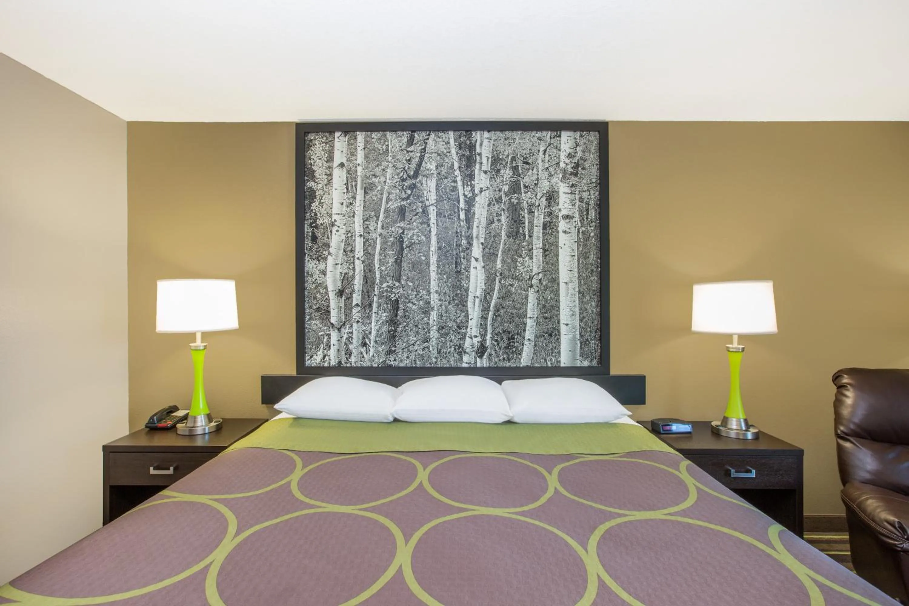 Bed in Super 8 by Wyndham Brookings