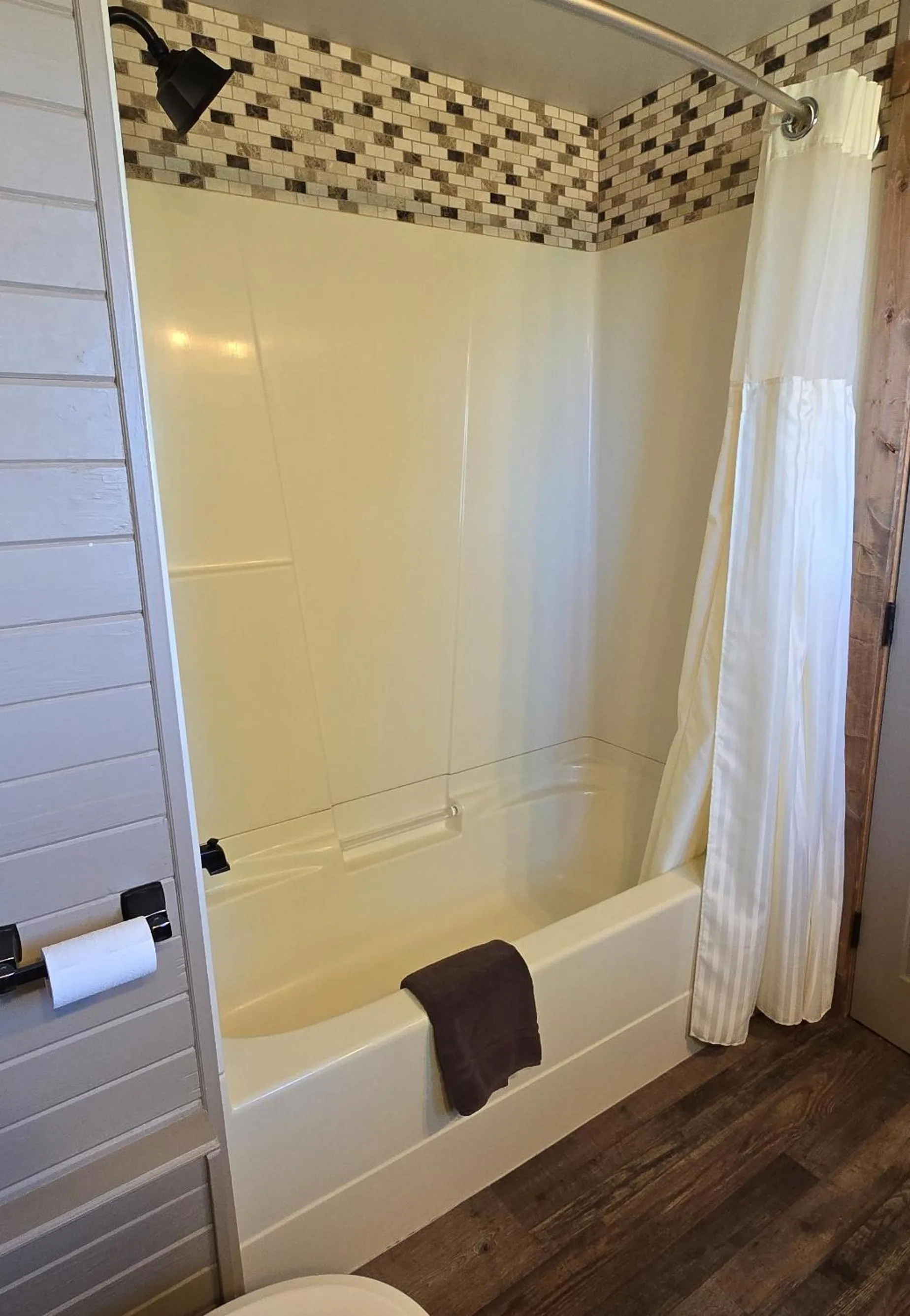 Rocky Ridge Country Lodge