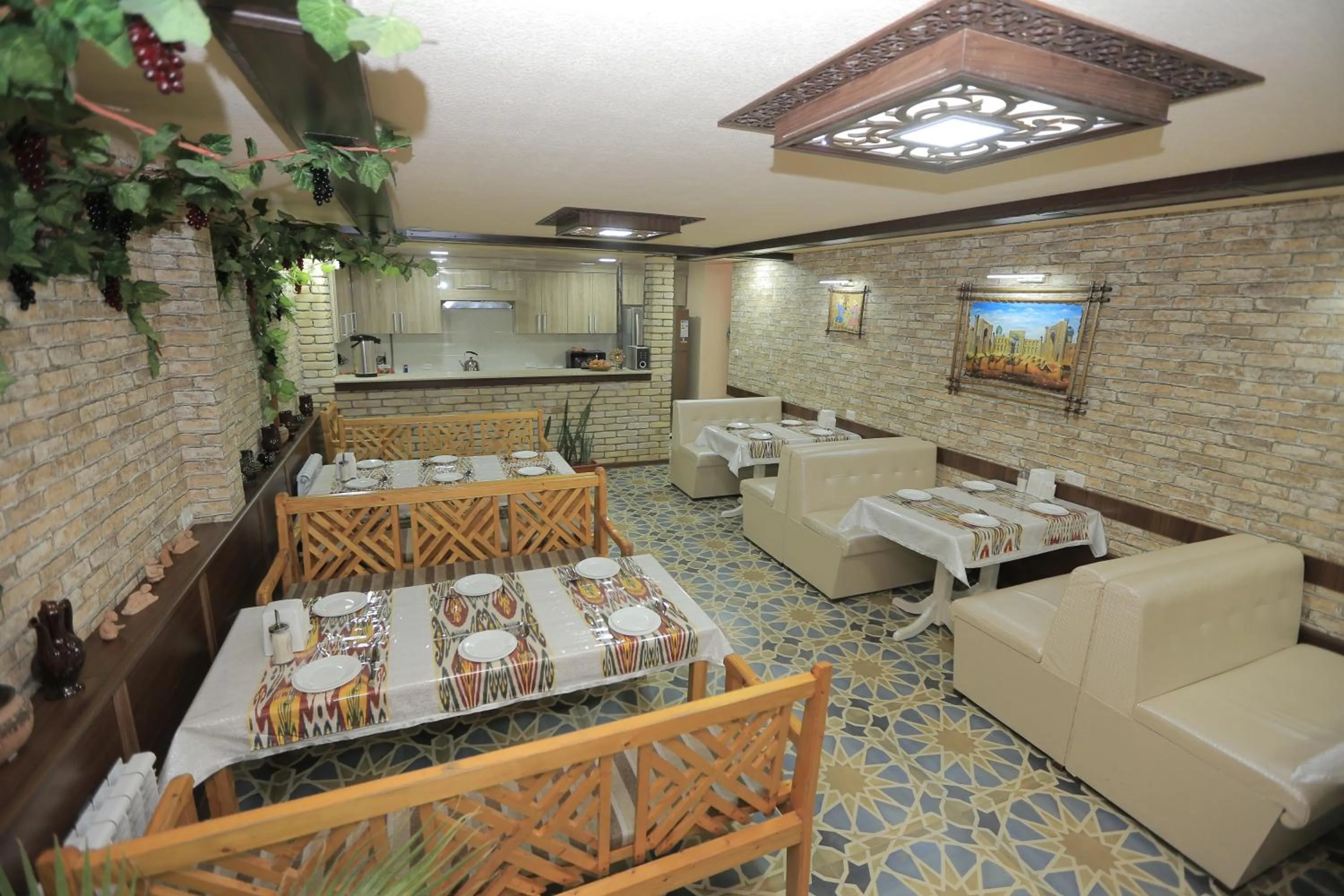 Restaurant/places to eat in Margiana