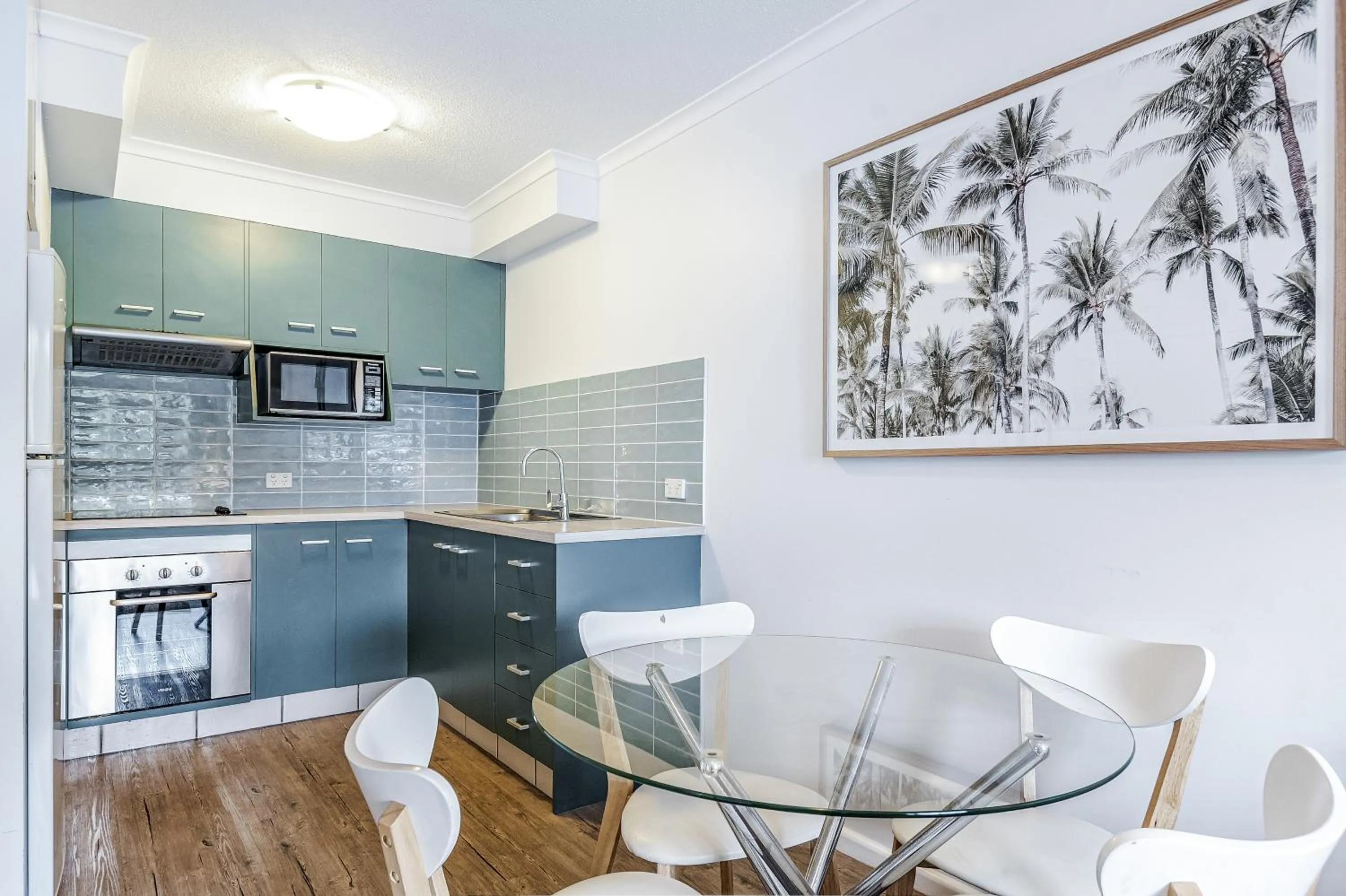 kitchen in Beaches Apartments Byron Bay