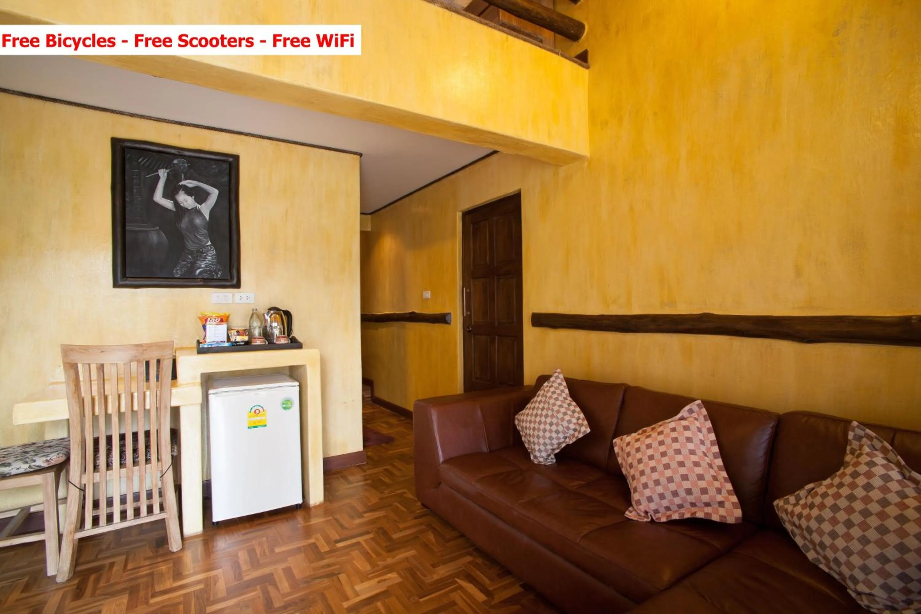Living room in Baanpong Lodge