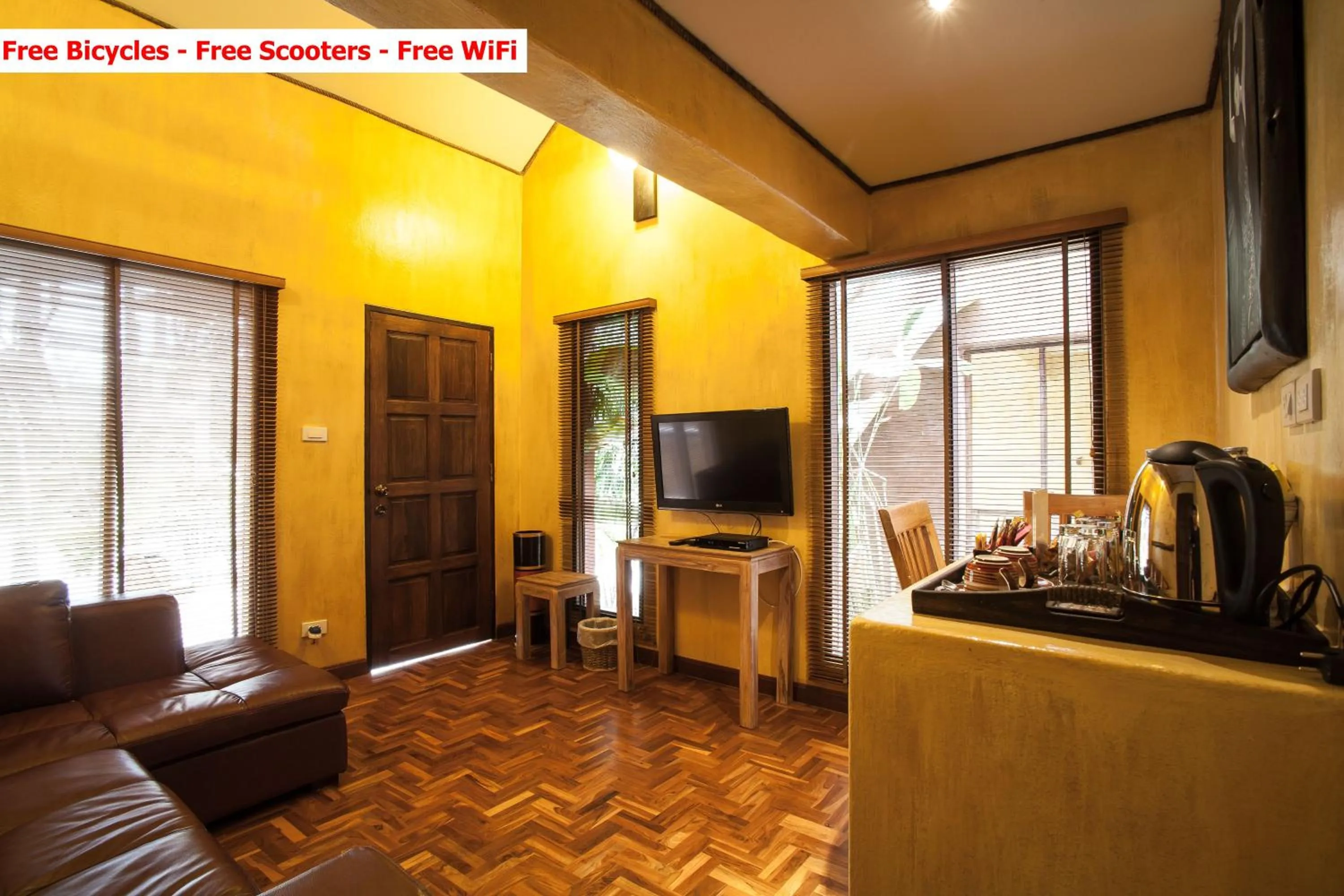 Living room in Baanpong Lodge