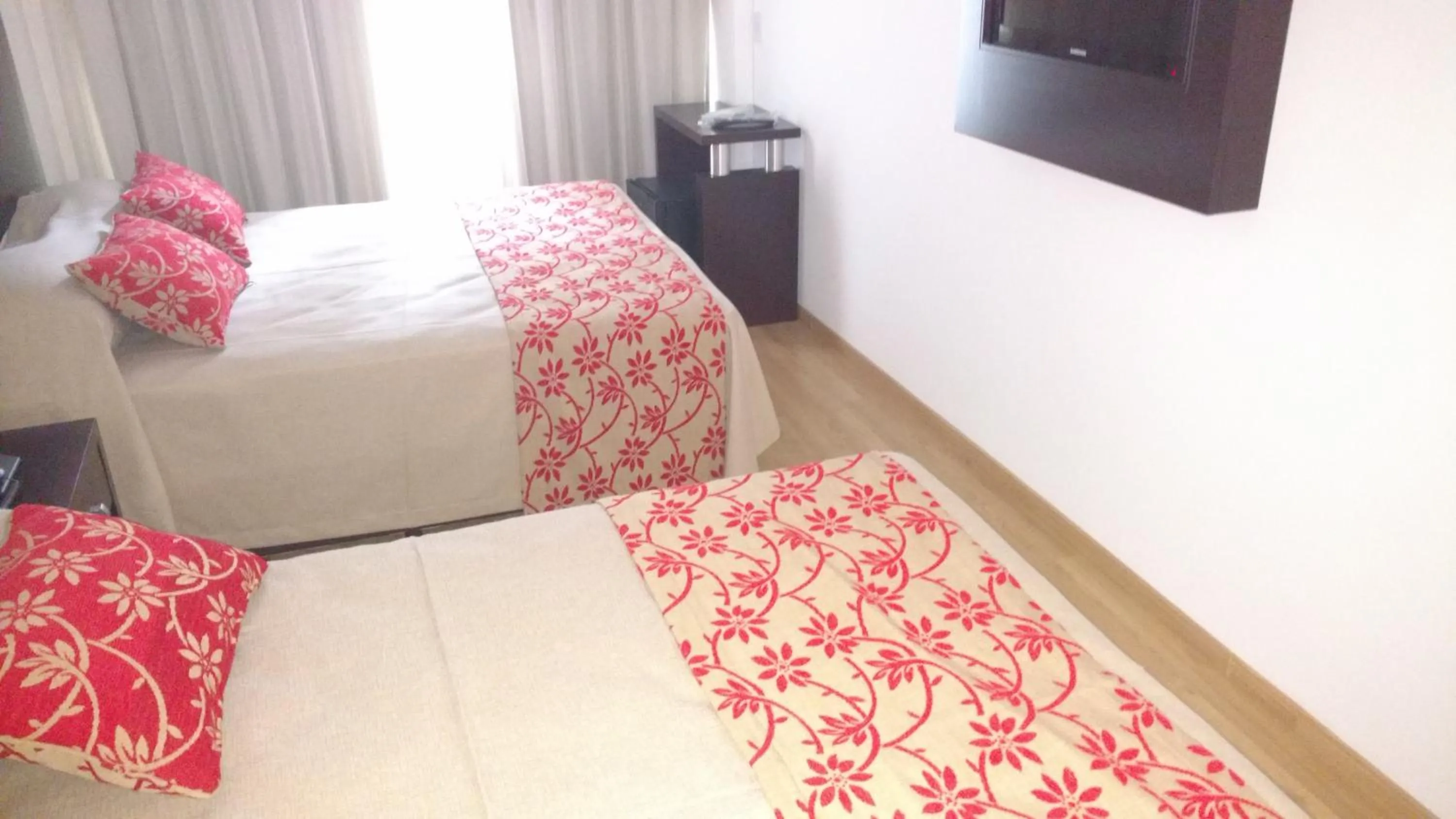 Bed in Palermo Bridge