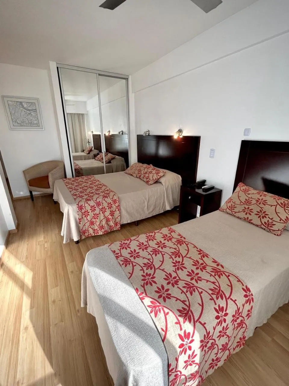 Bed in Palermo Bridge