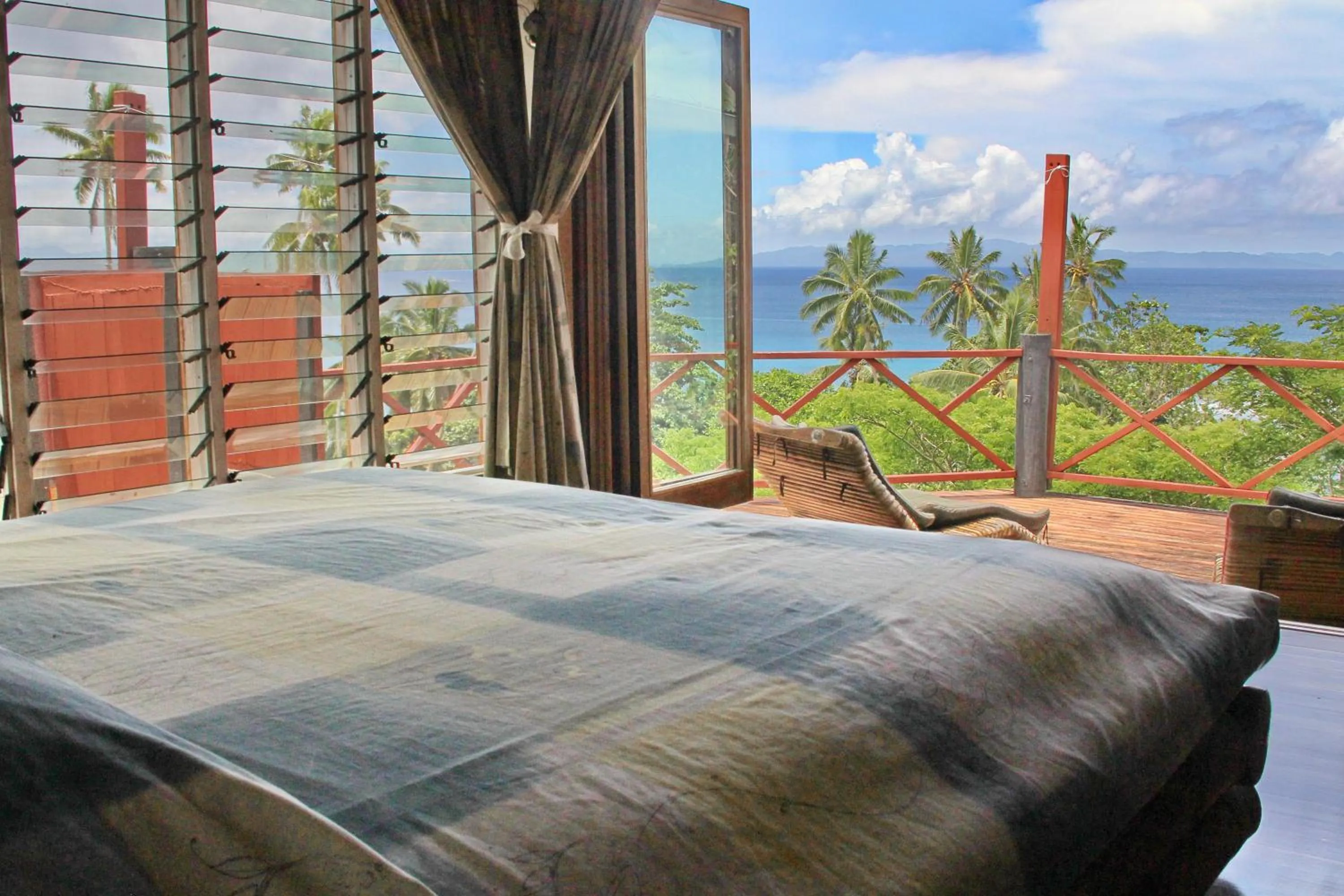 Sea view, Bed in Maravu Taveuni Lodge