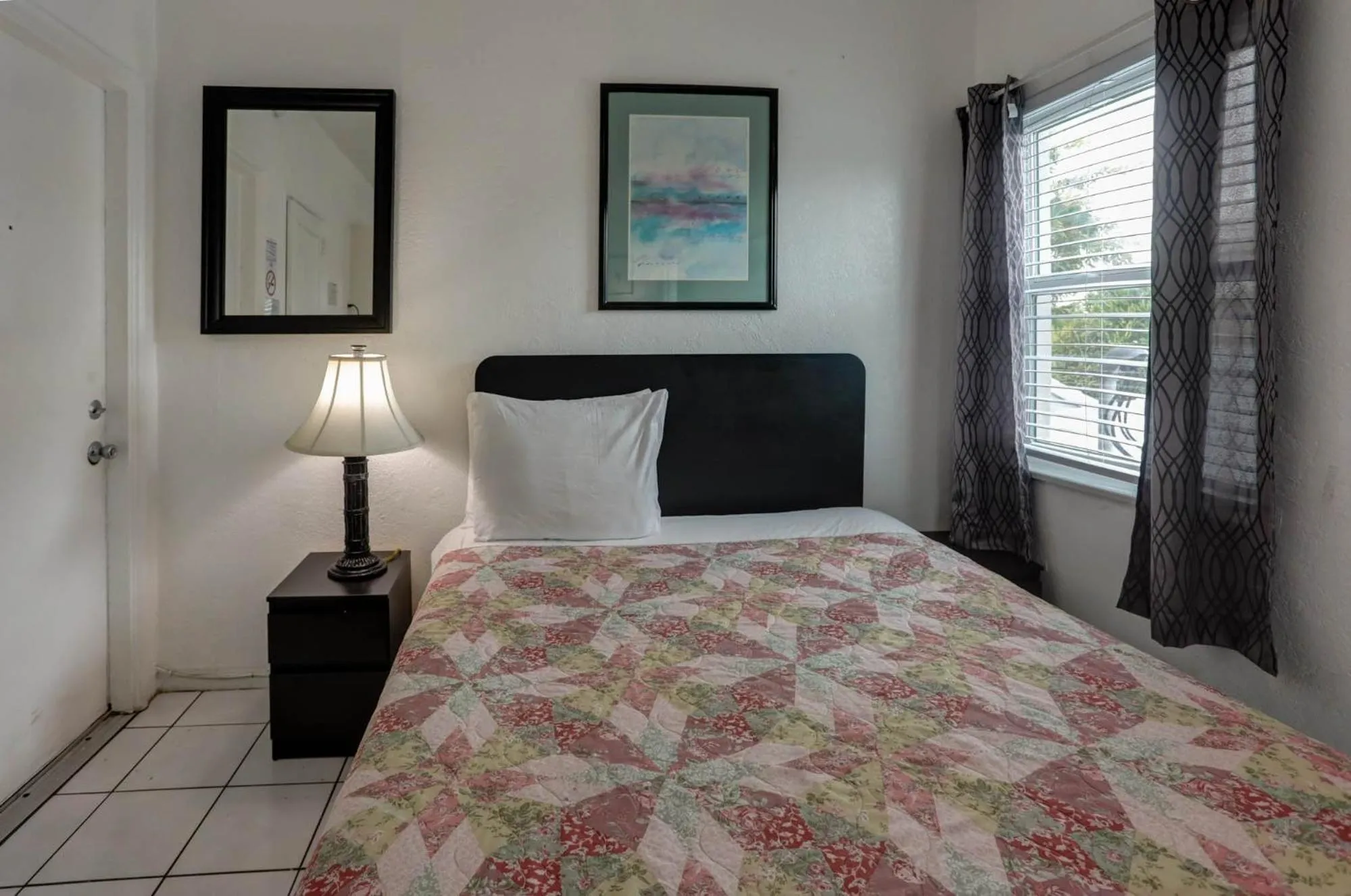 Bed in Richard's Motel