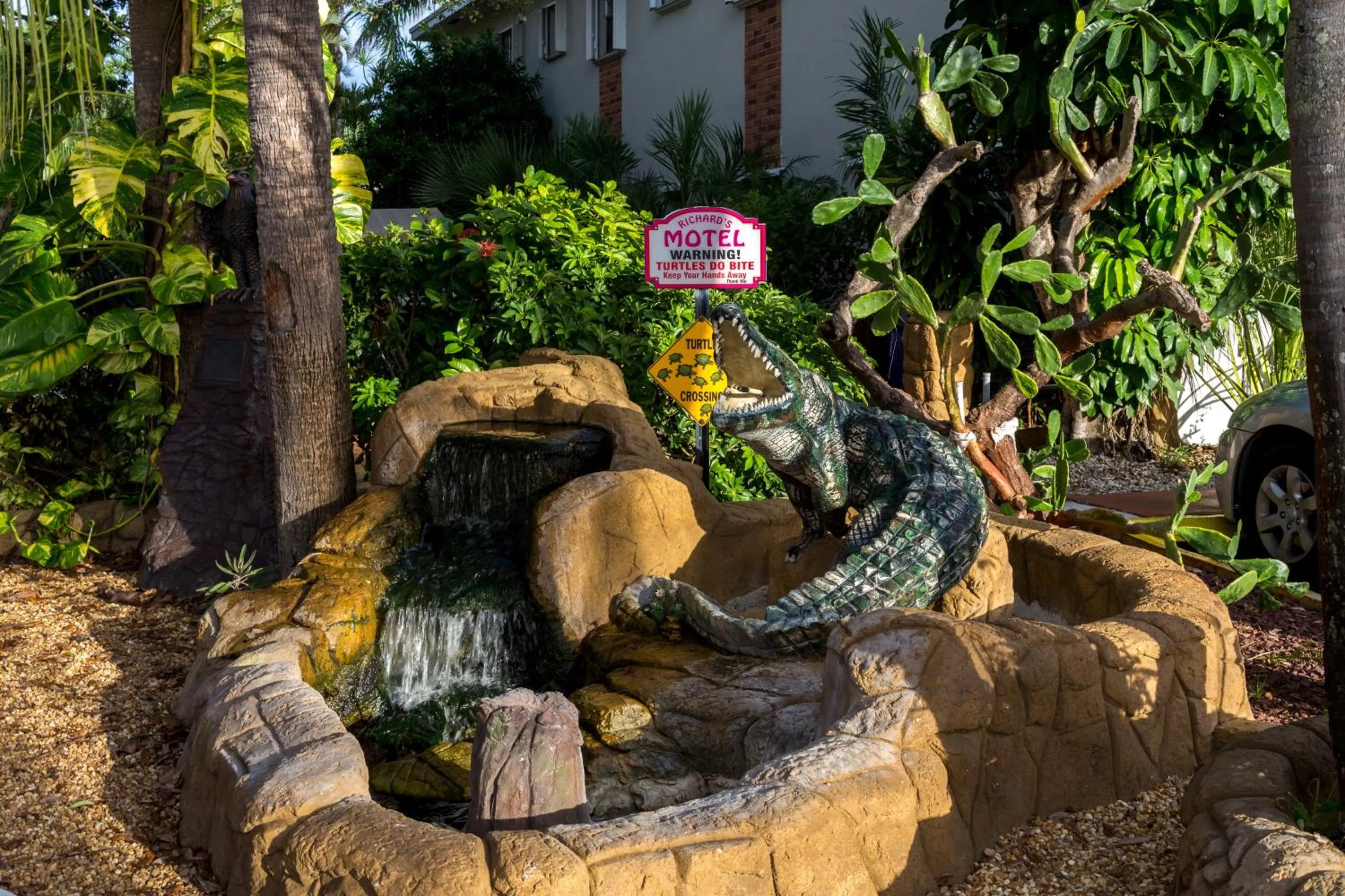 Property building in Richard's Motel