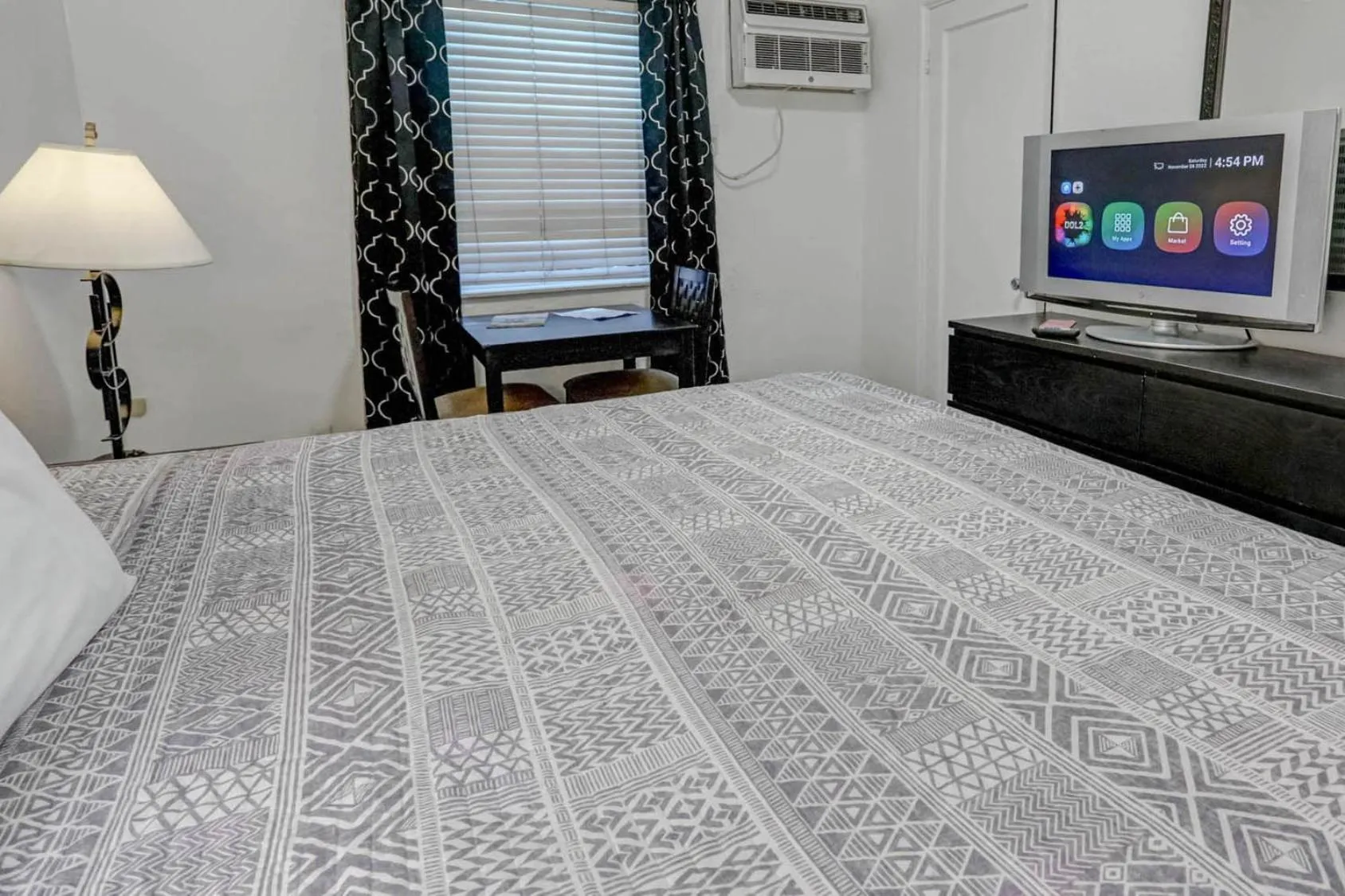 Bed in Richard's Motel