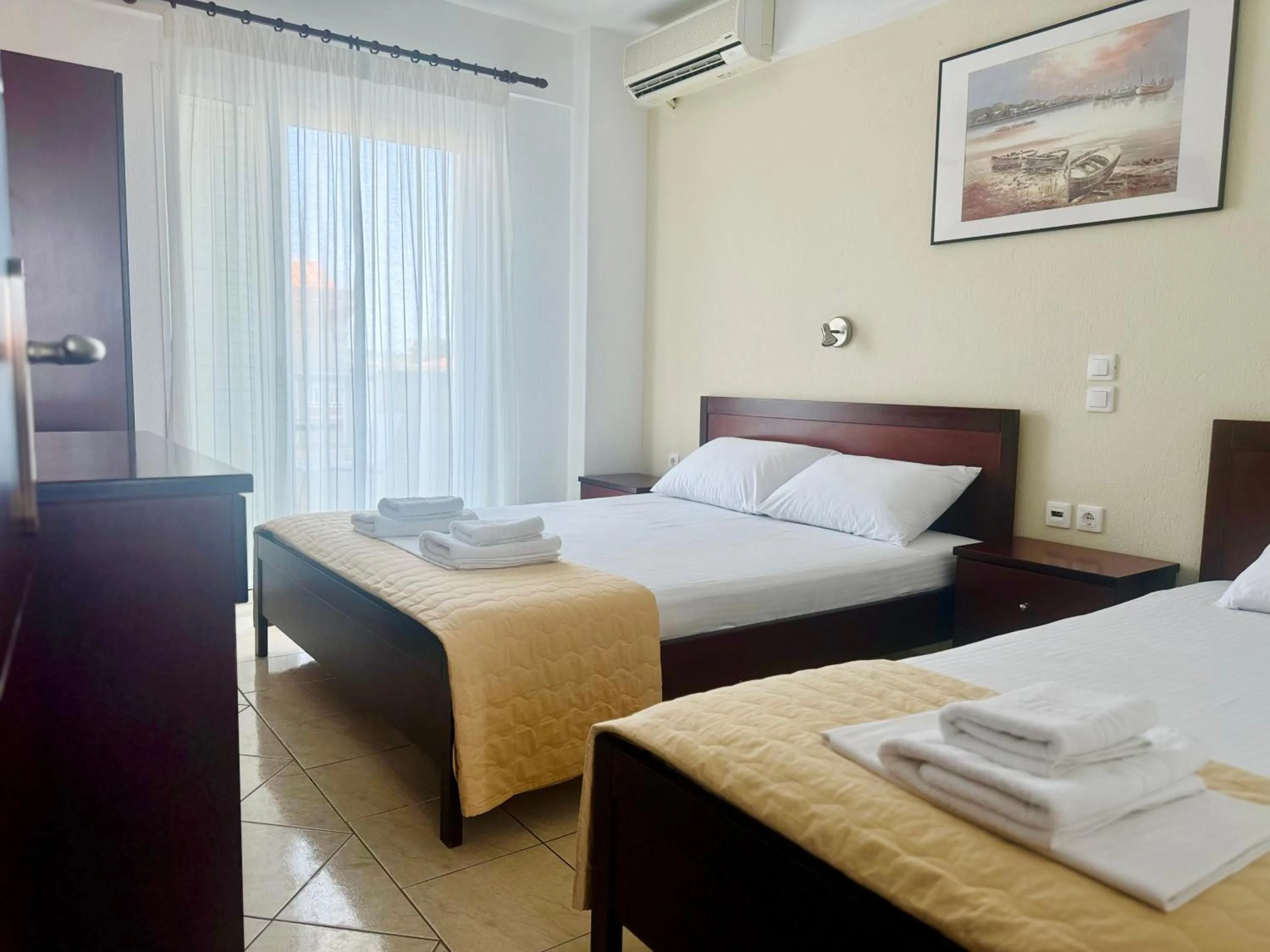 Bedroom, Bed in Melis Studios