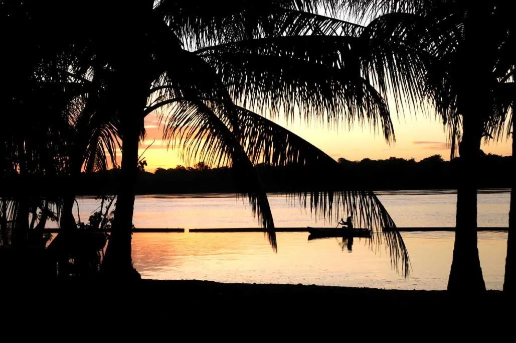 Overbridge River Resort