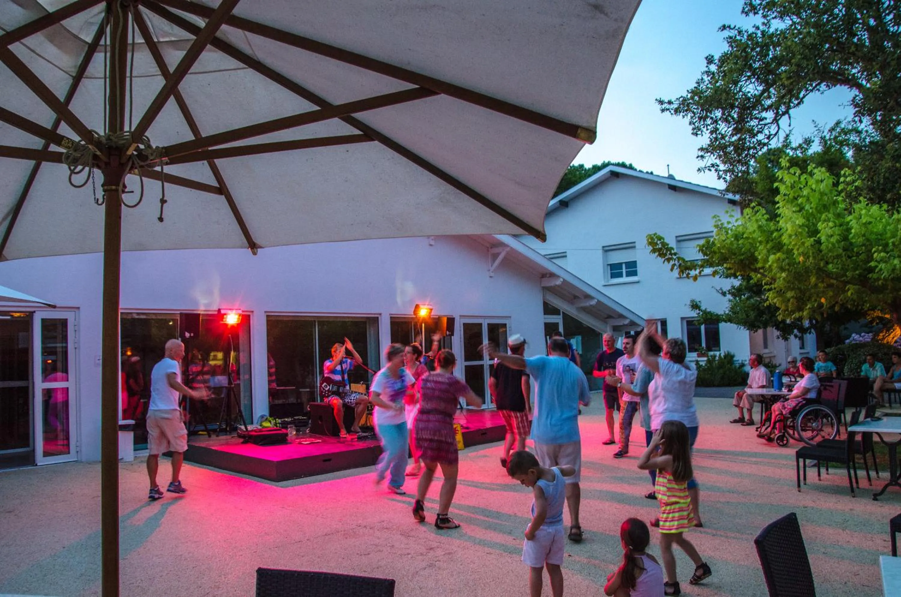 Entertainment in Cap Océan