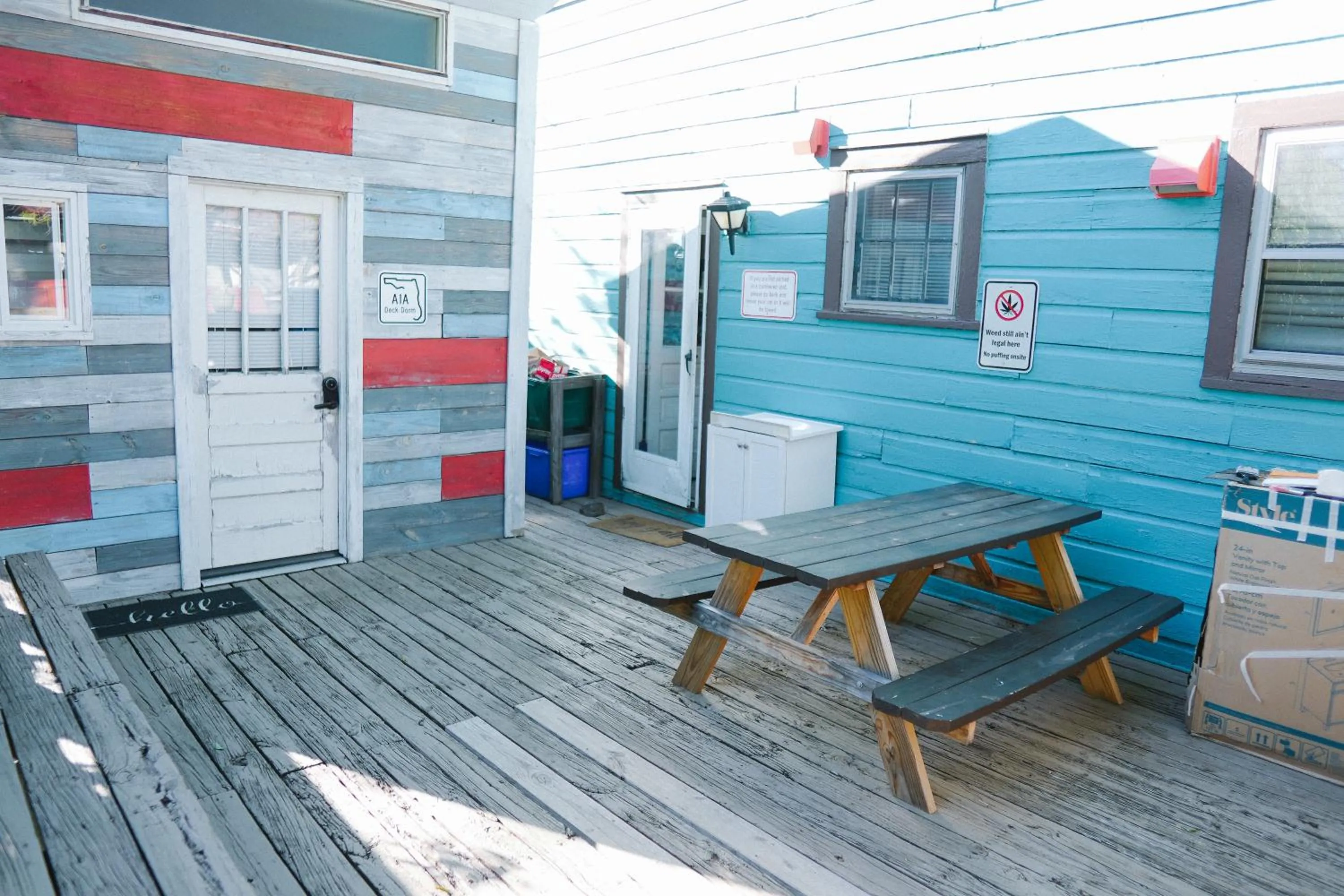 Bon Paul & Sharky's Hostel