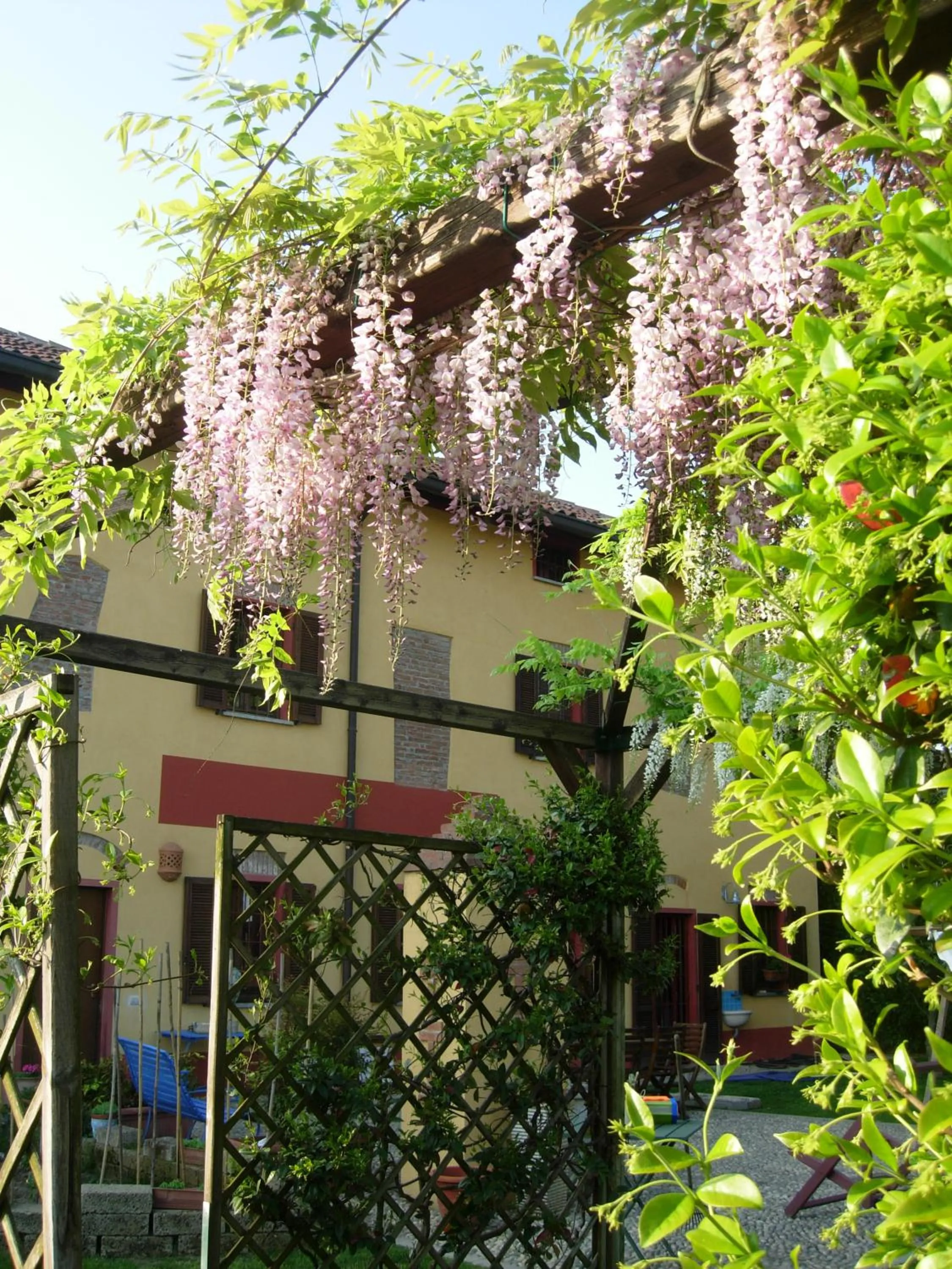 Facade/entrance in B&B Il Pioppo E La Fonte