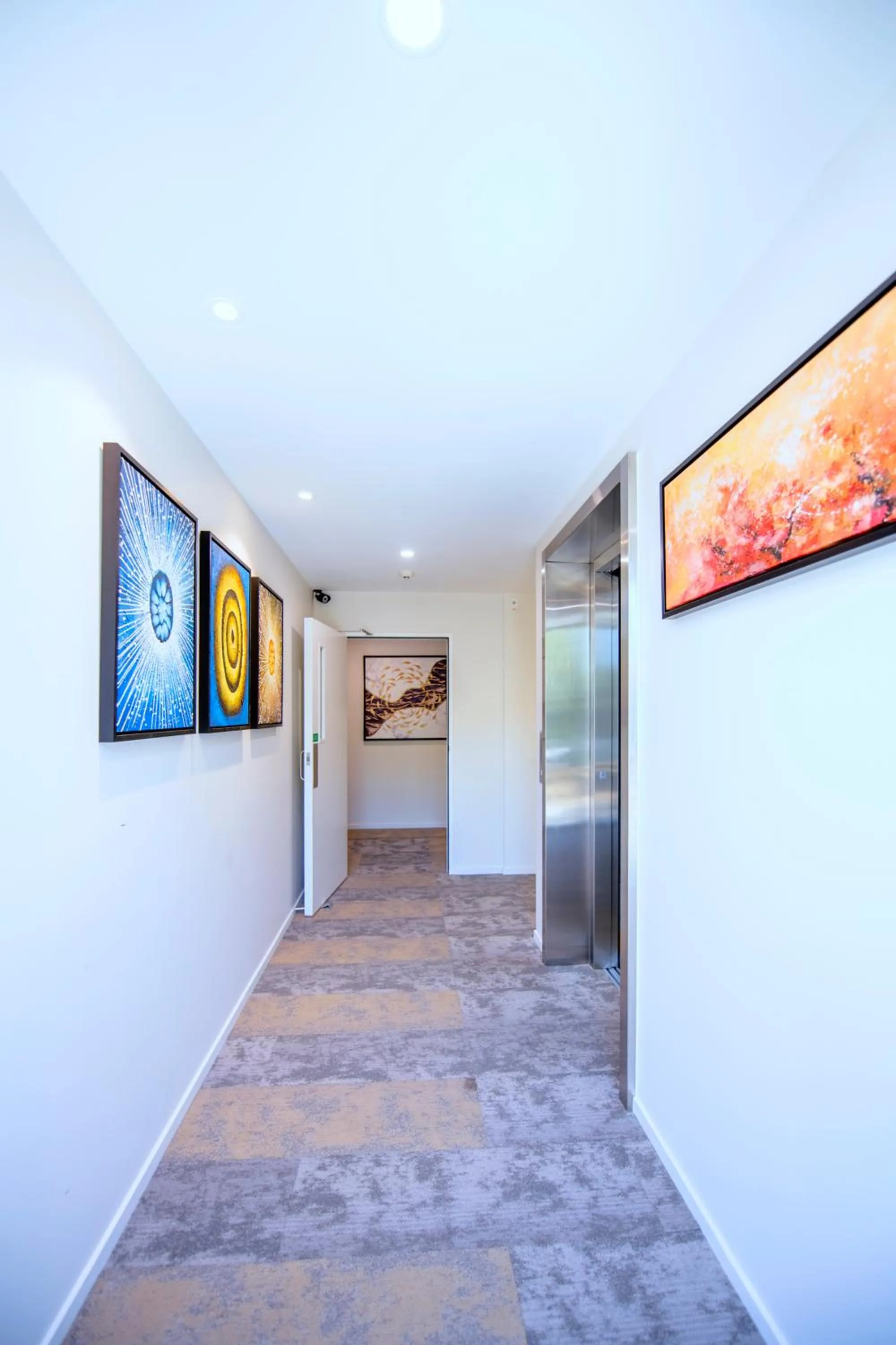 Area and facilities in Alpine Hotel