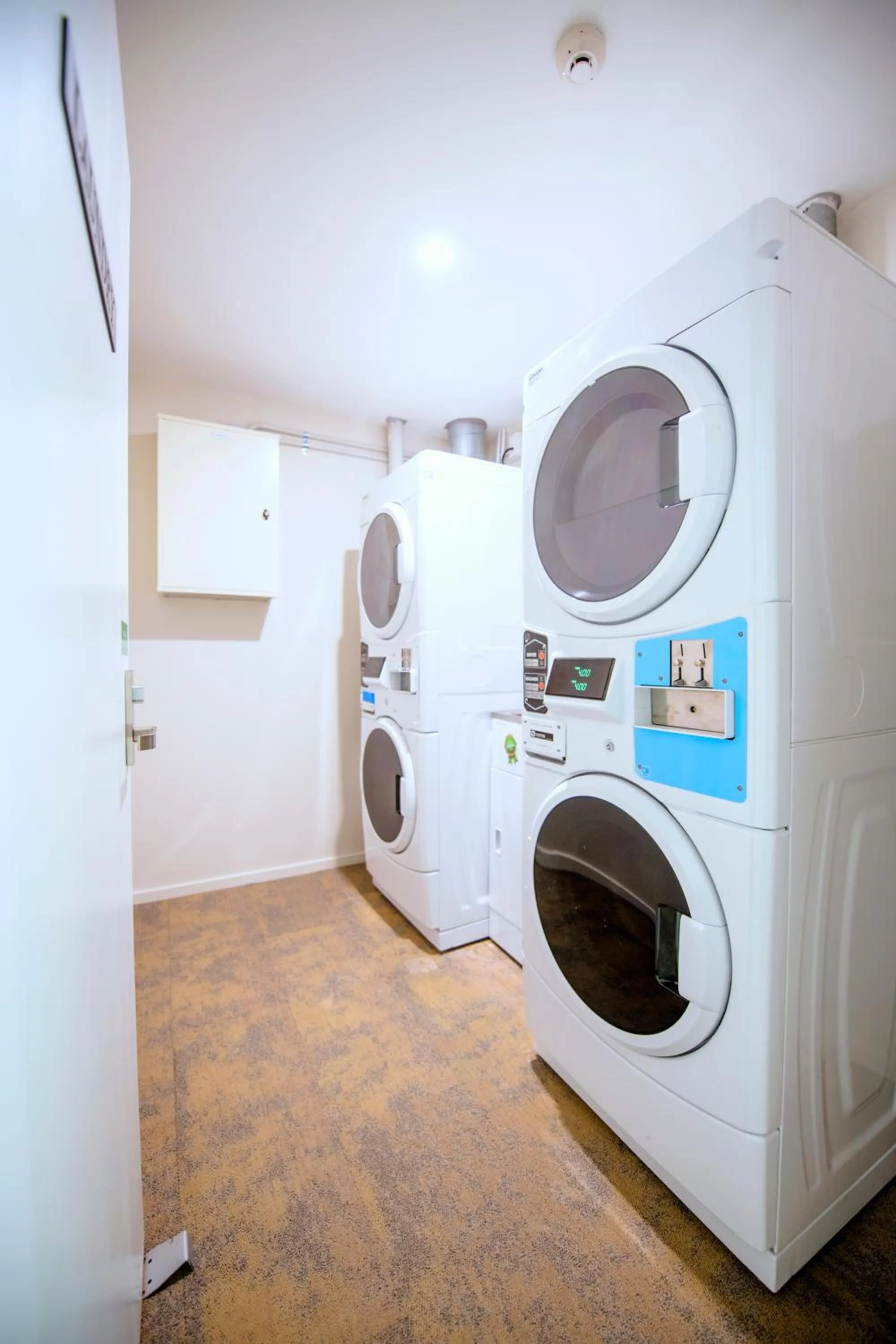 Area and facilities in Alpine Hotel