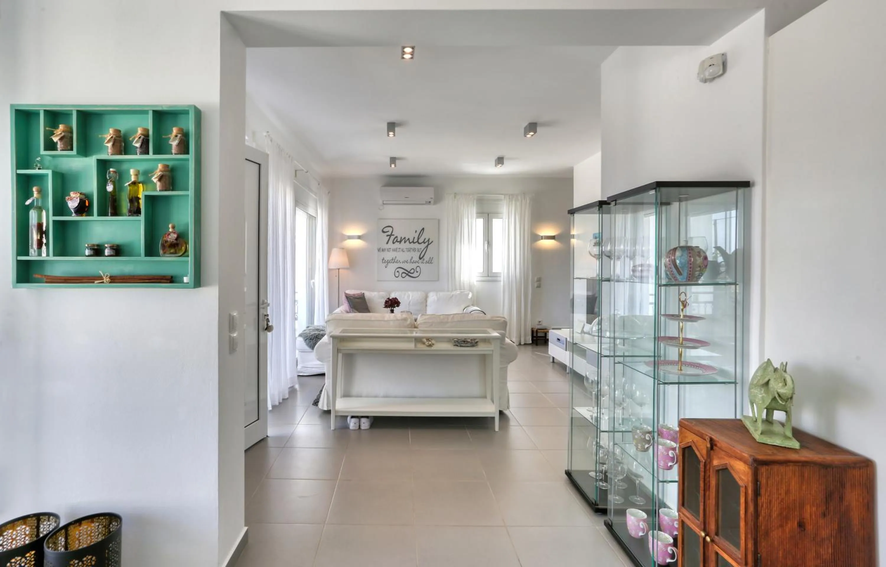 Helios Studios & Apartments