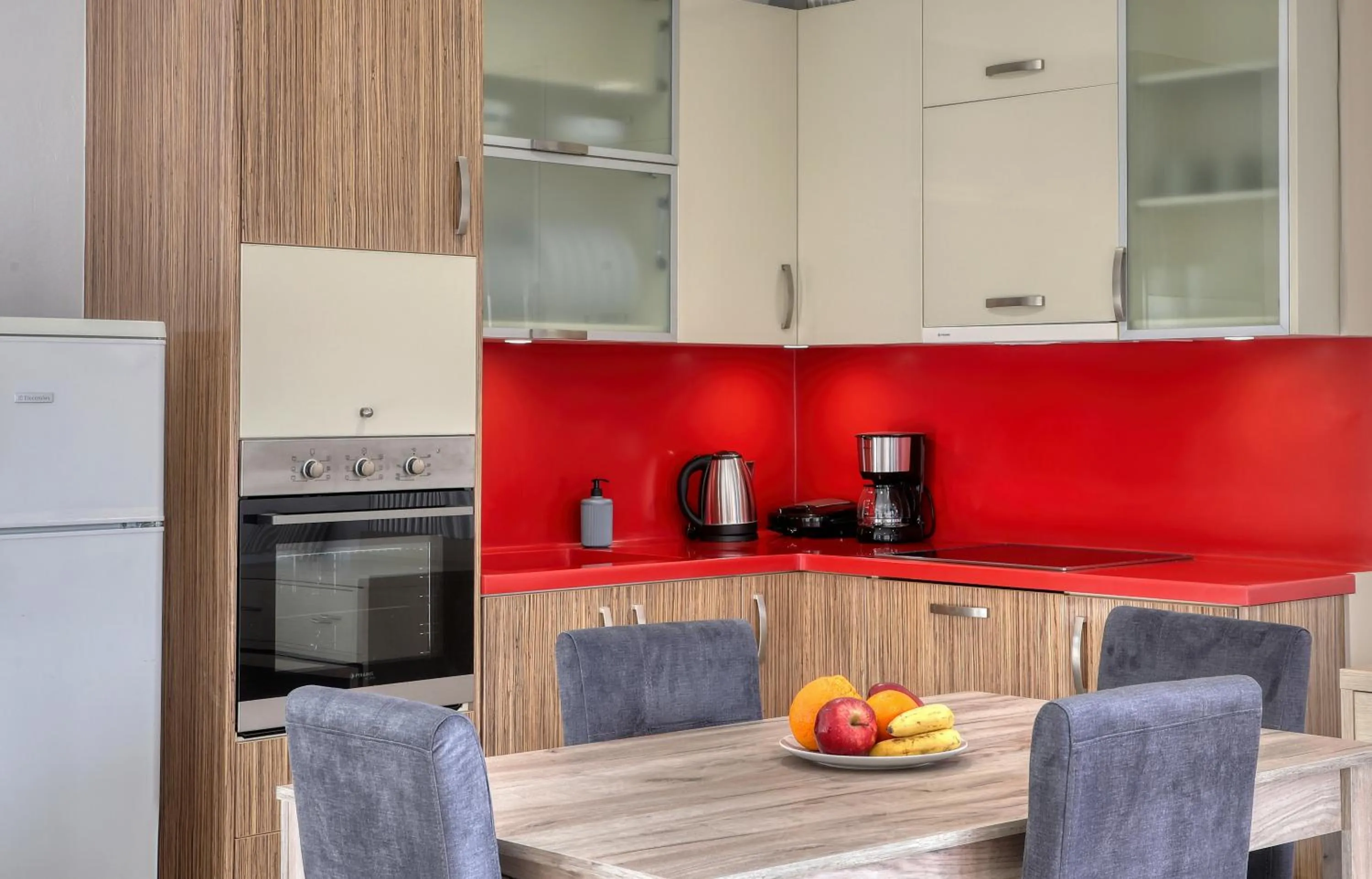 Helios Studios & Apartments