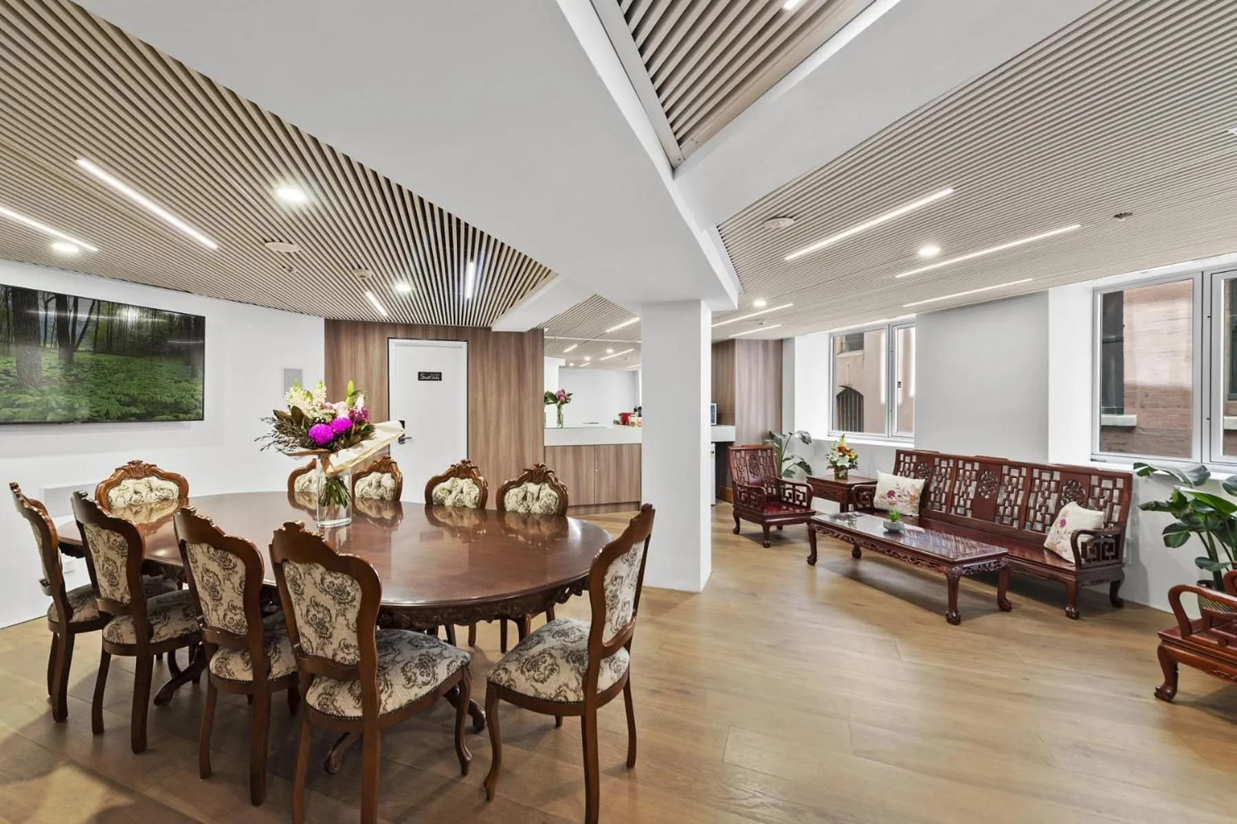 Living room in YEHS Hotel Sydney QVB