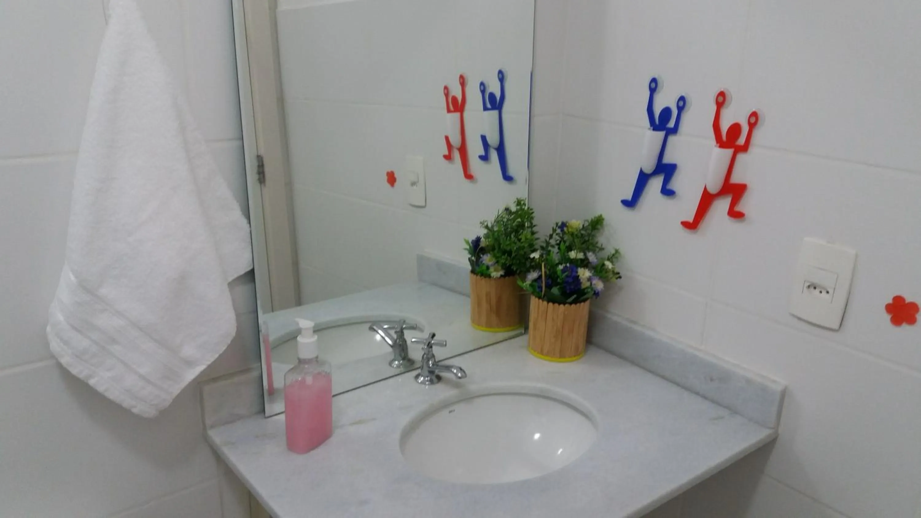 Bathroom in Ap 2 suítes perto Projac Riocentro Parque Olímpico Rock in Rio