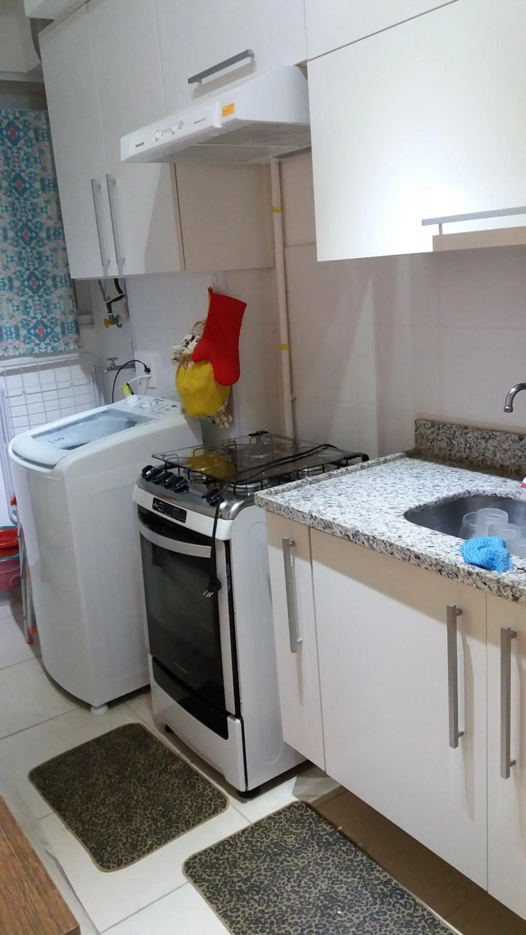 Kitchen or kitchenette in Ap 2 suítes perto Projac Riocentro Parque Olímpico Rock in Rio