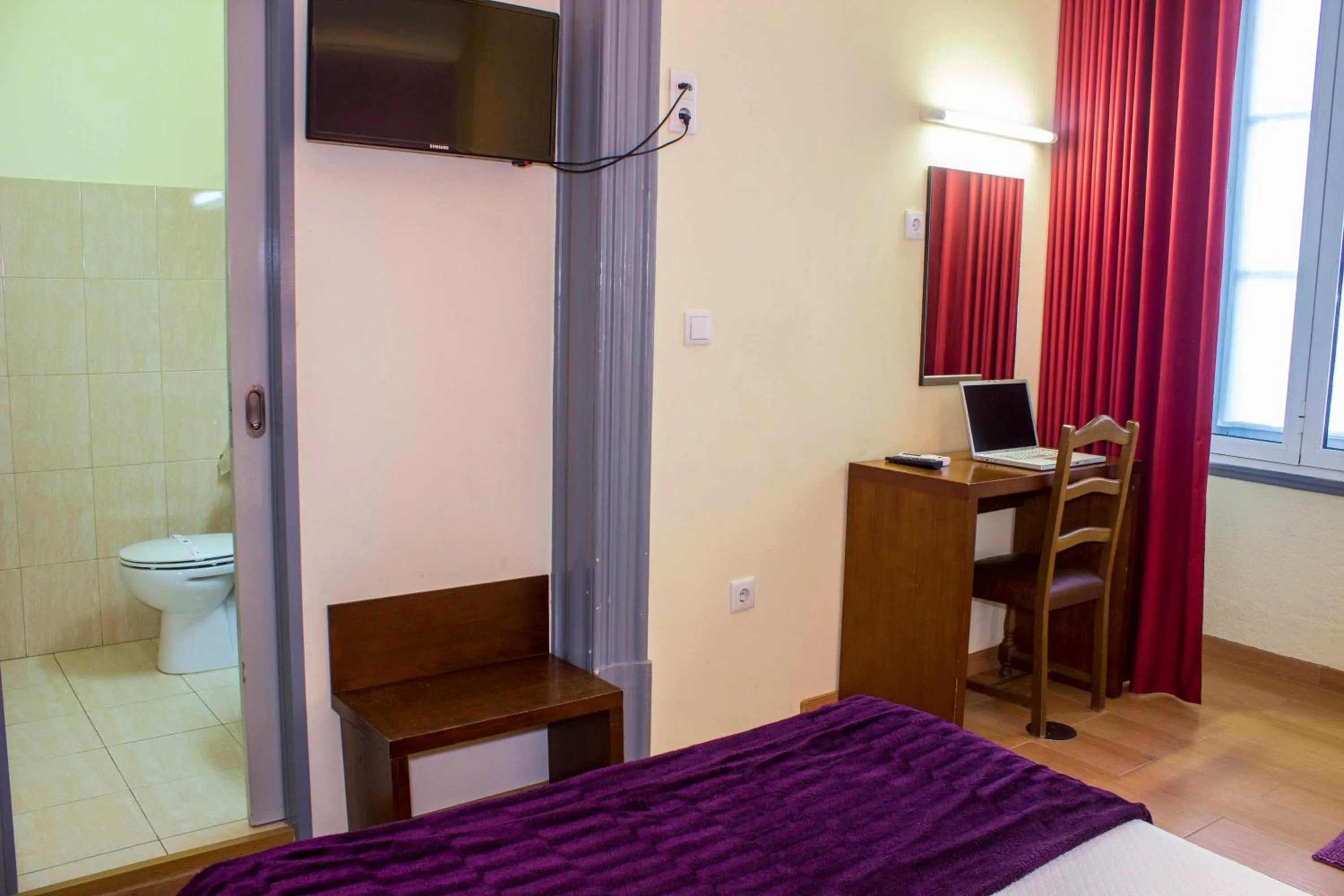 Bathroom in Hotel Estoril Porto