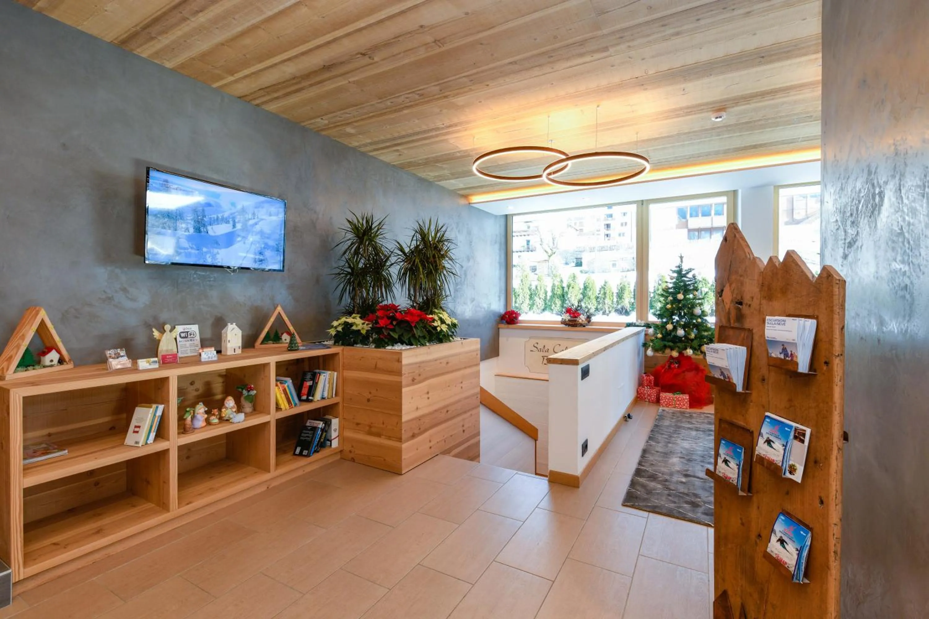 Lobby or reception in Bepy Hotel Garni