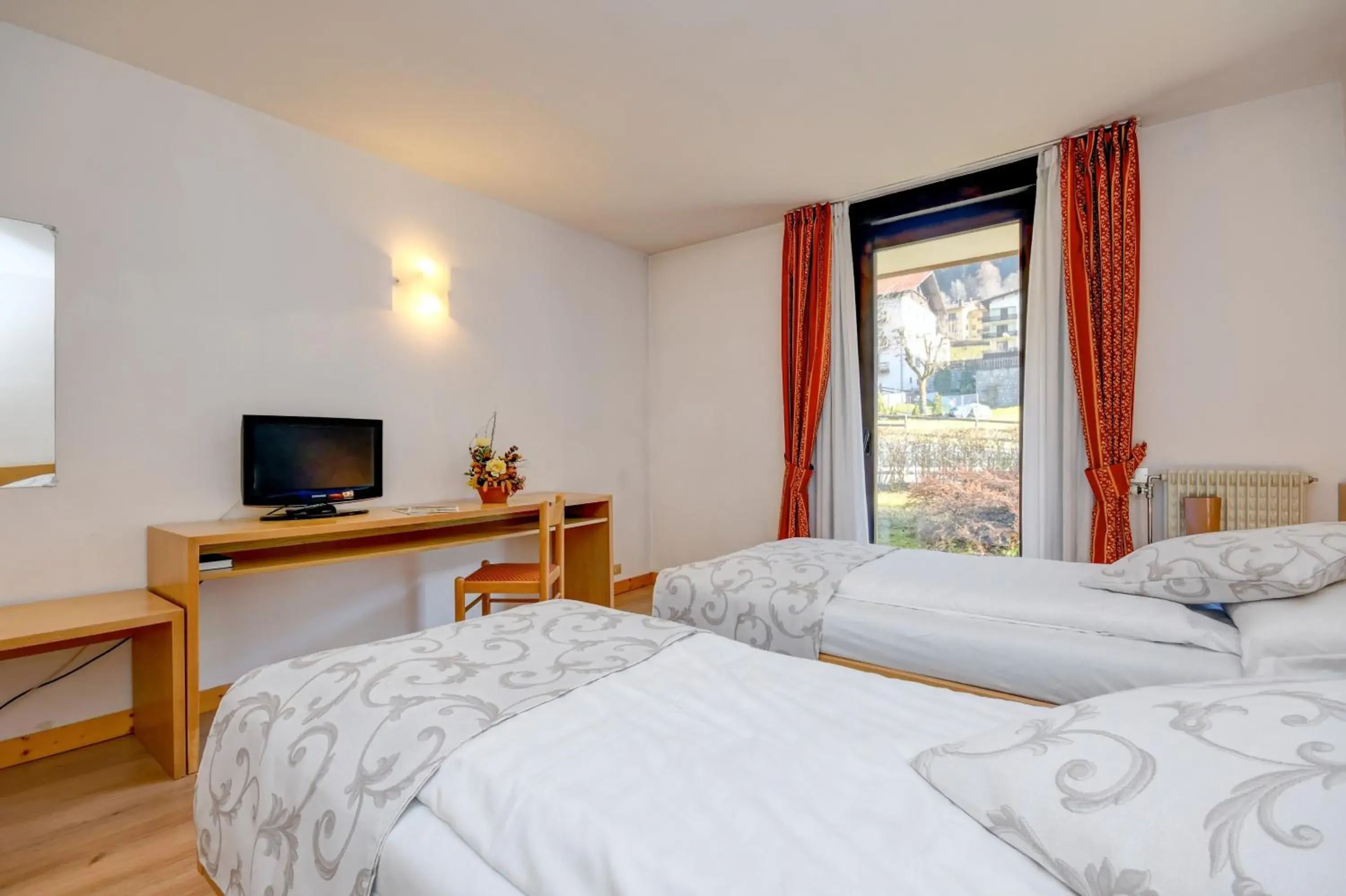 Double or Twin Room with Balcony in Bepy Hotel Garni Double or Twin Room with Balcony in Bepy Hotel Garni