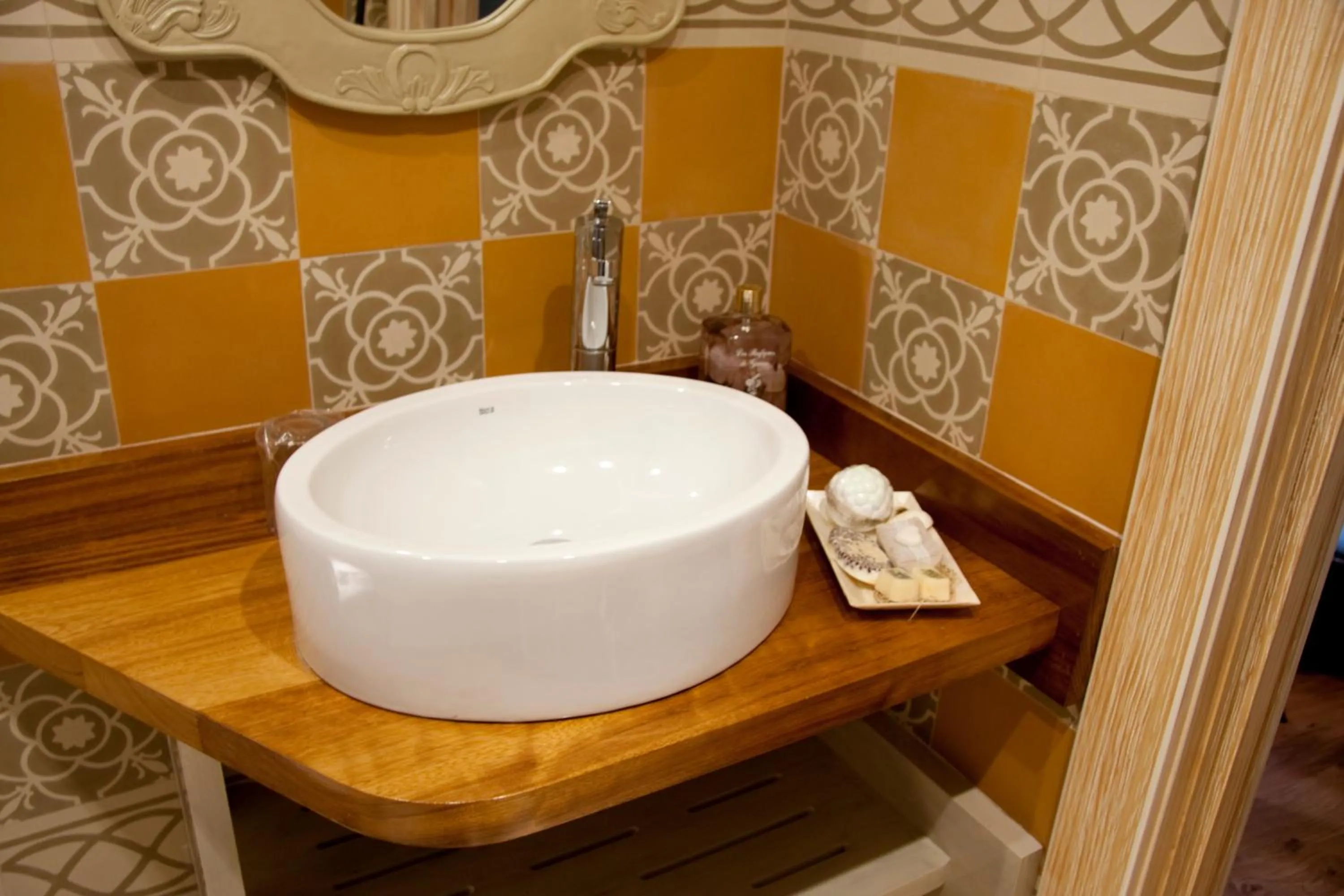 Bathroom in Posada La Torre de los Isla & Spa