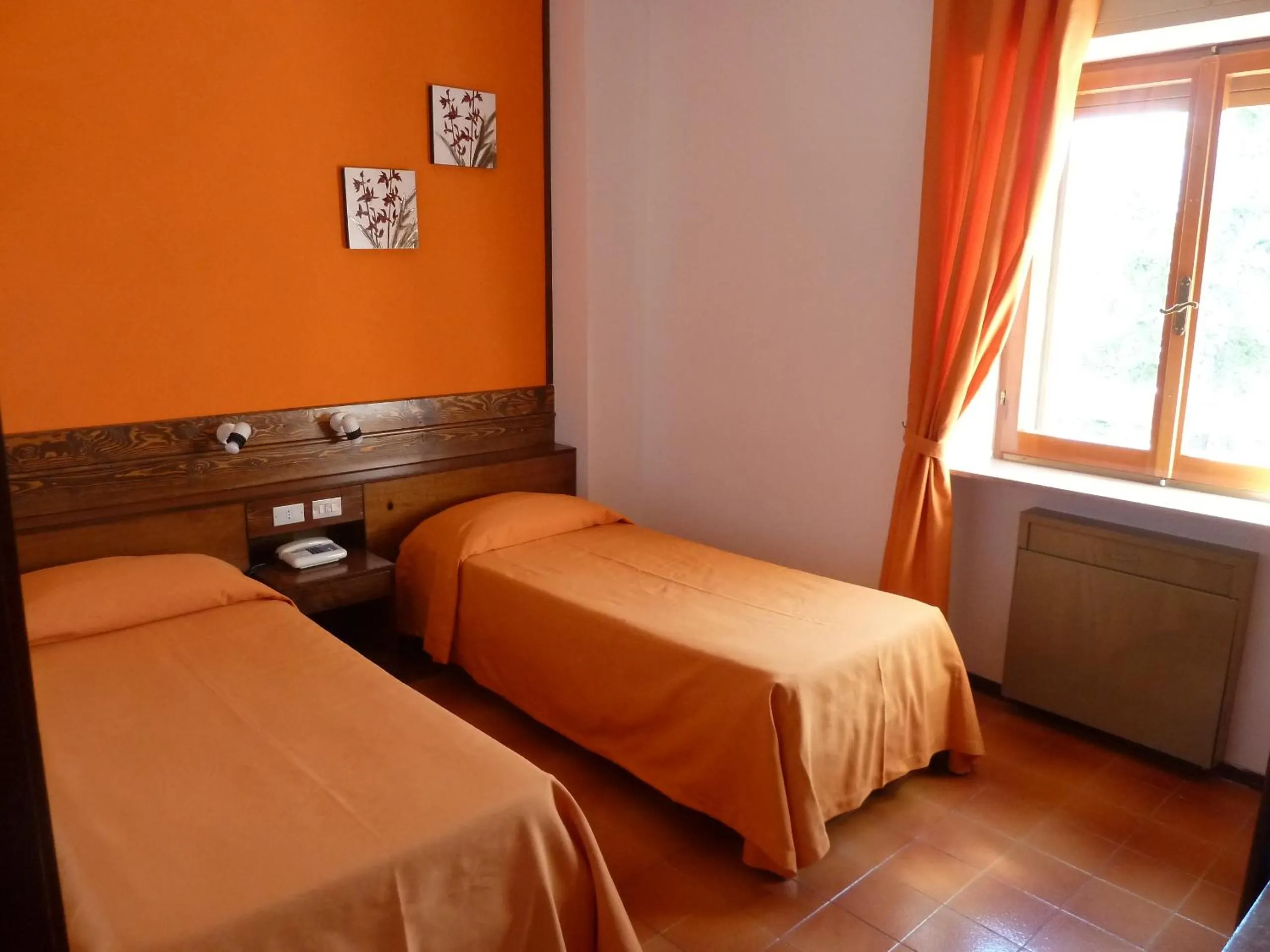 Bedroom, Bed in Hotel Caldora